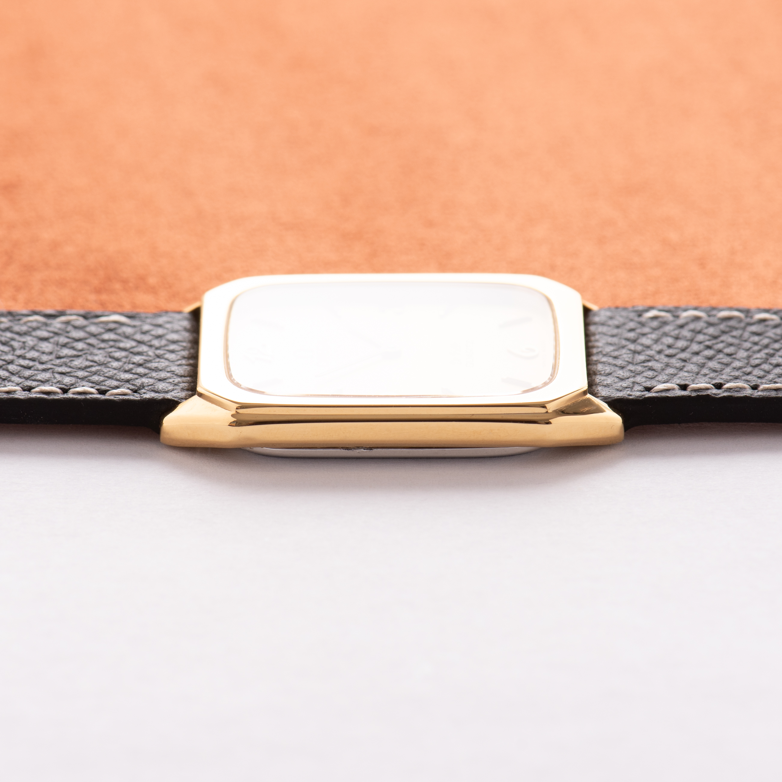 View of Omega De Ville Quartz Breguet Dial Réf 191.01261 from 1982