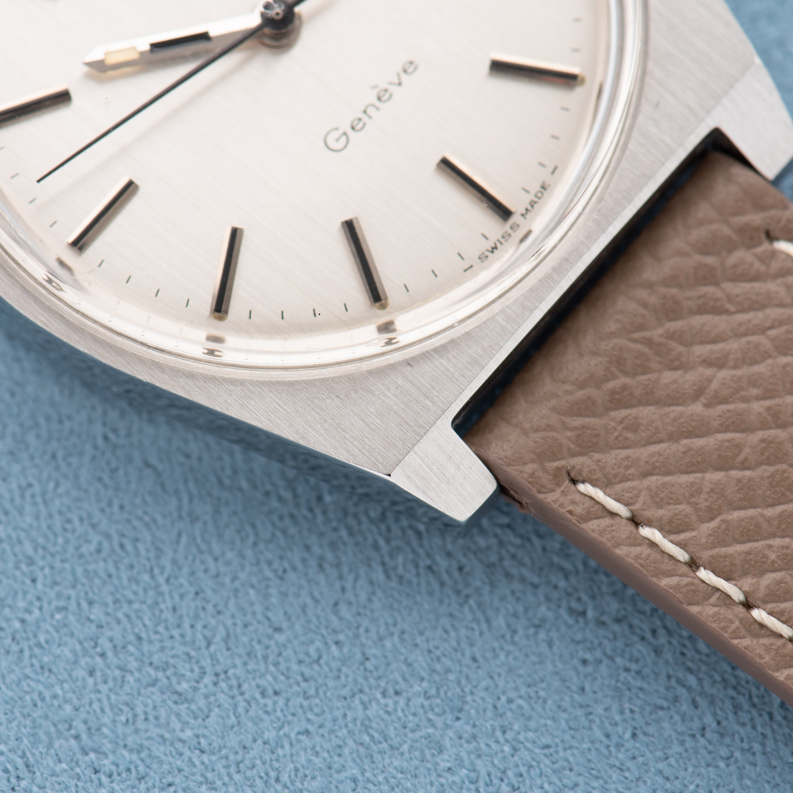 View of Omega Genève Date Silver dial Réf 136.0049 from 1972