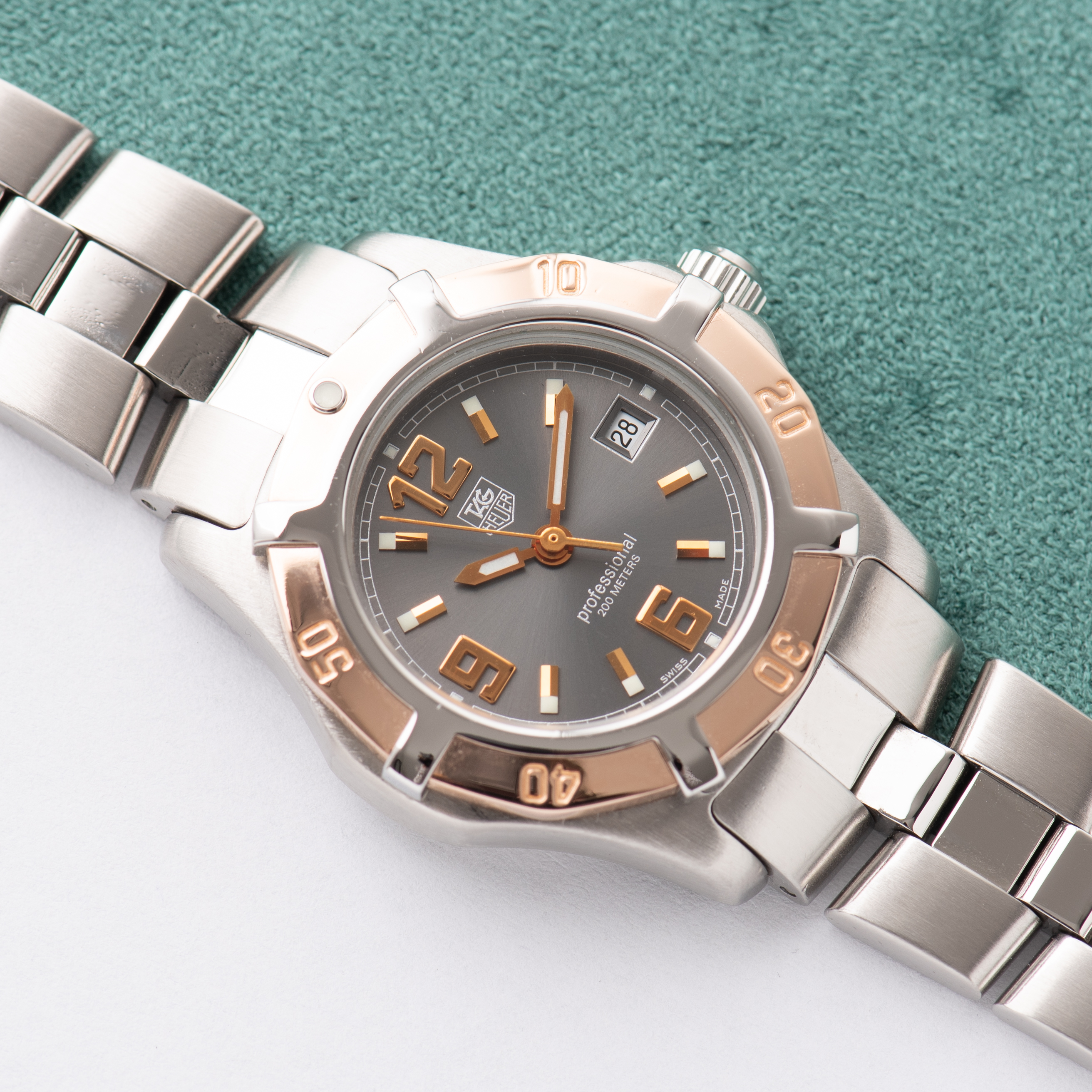 View of TAG Heuer Professional 2000 Ref WN1351