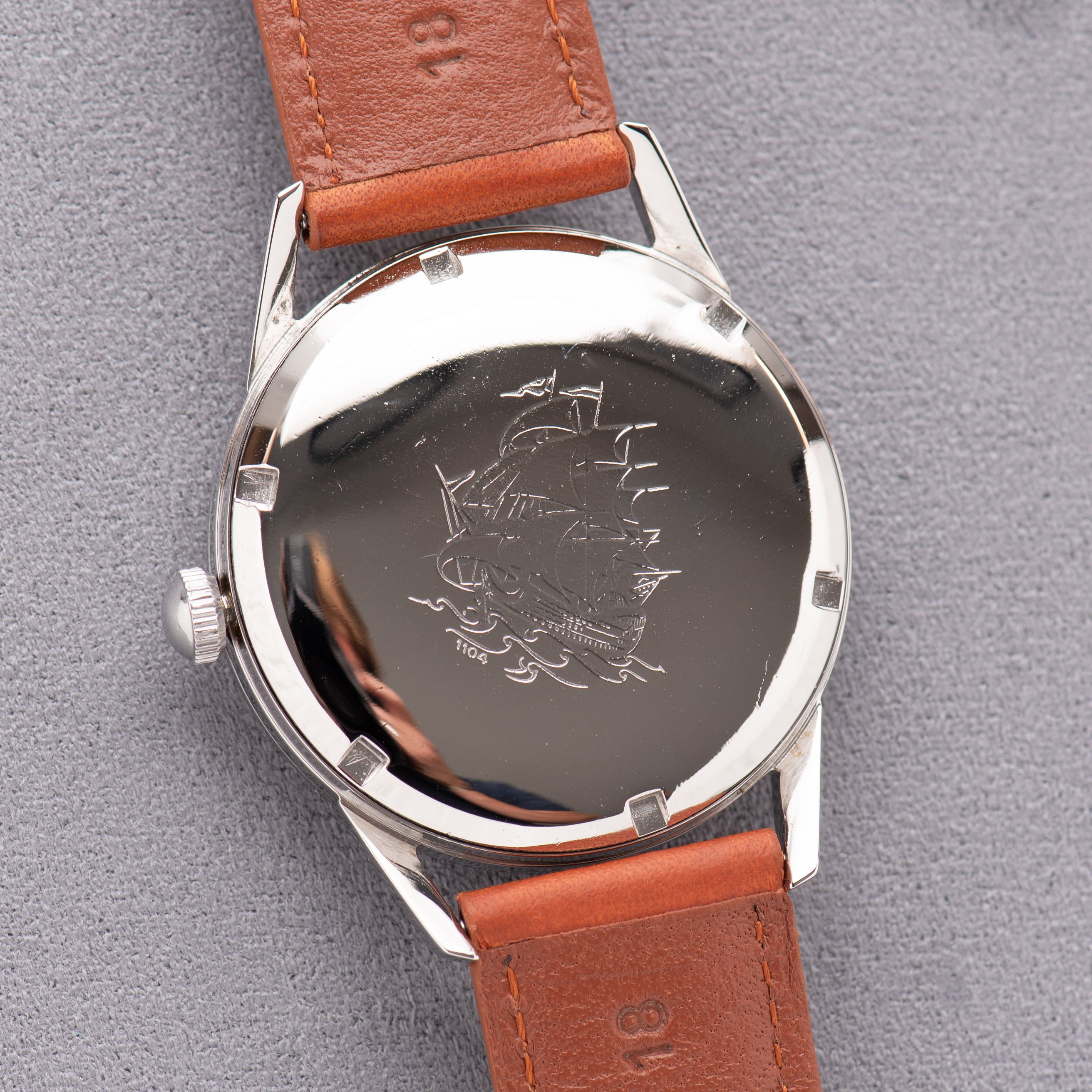 Zicht op Longines Flagship Automatic Steel – Caliber 380 – Ref. 1104 – Circa 1970-1980