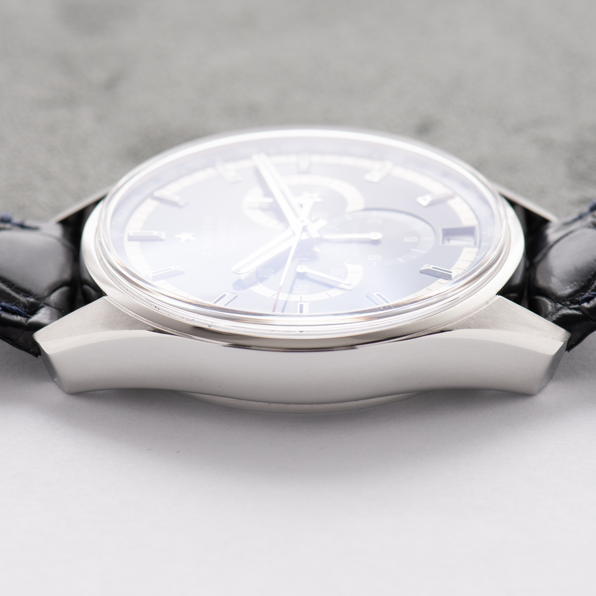 Zicht op Zenith El Primero 36'000 VpH Edition Limited "Charles Vermot" 690/1975 vanaf 2014