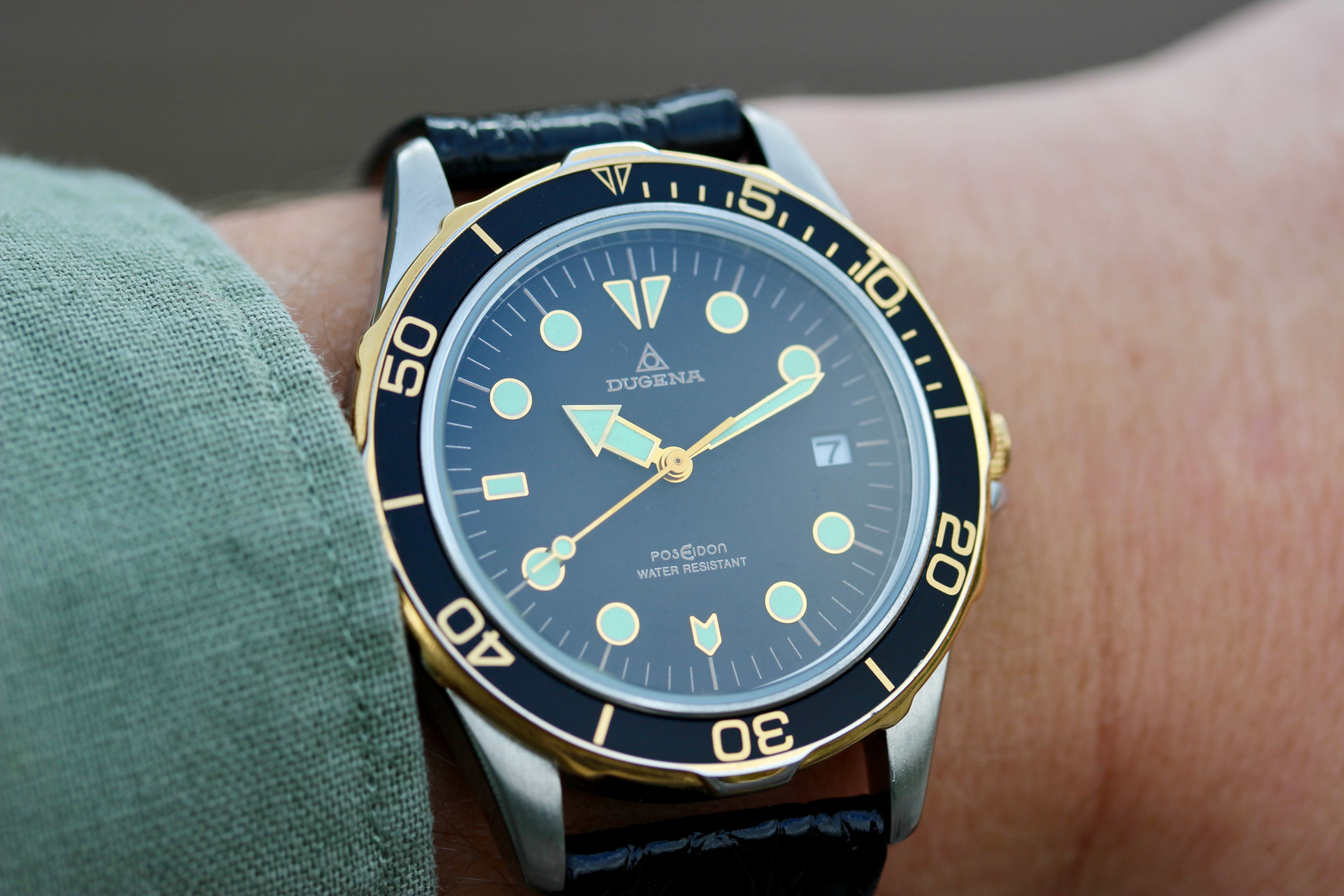 Vue de Dugena Poseidon cal 8200