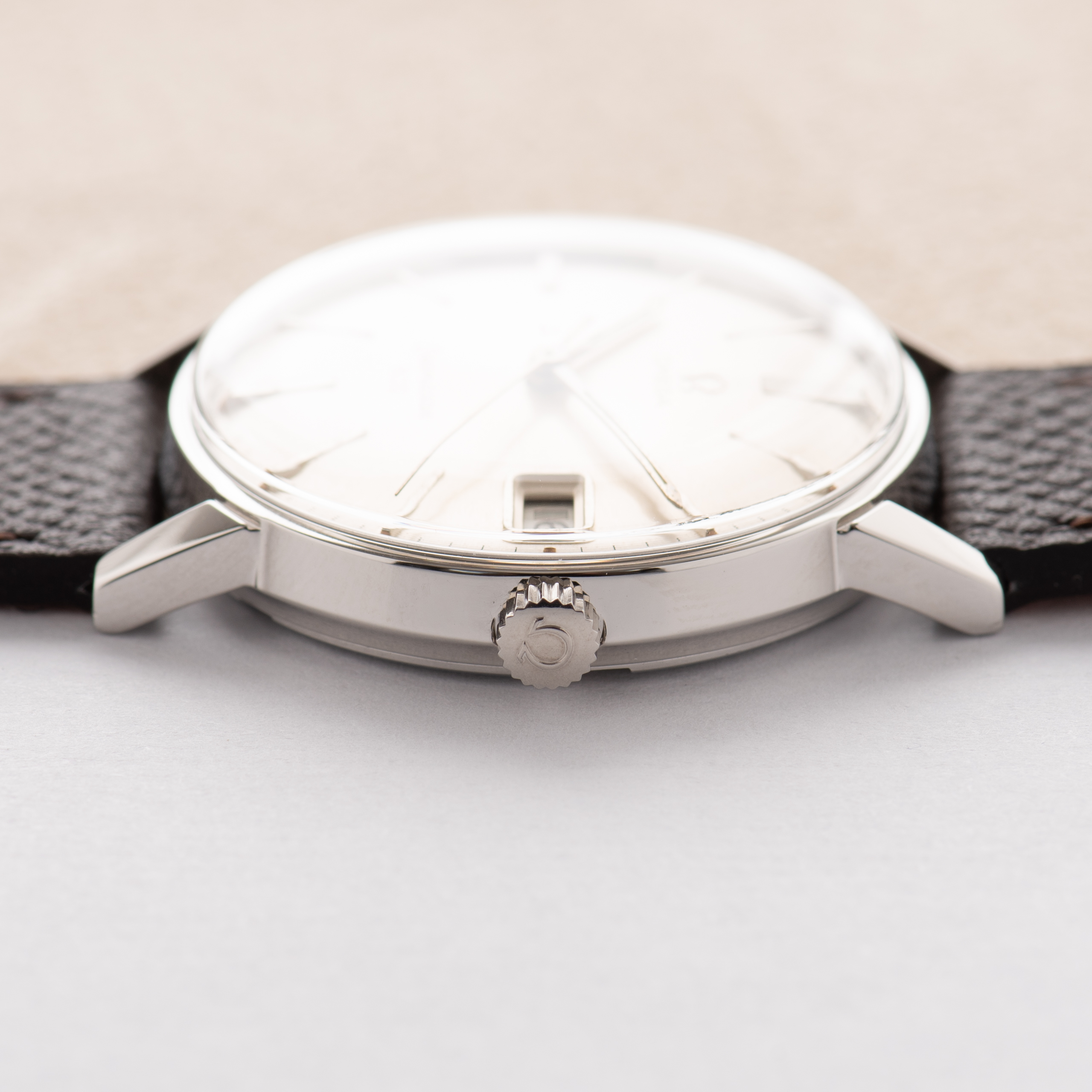 Vue de Omega Seamaster 600 Réf 136.011 from 1964