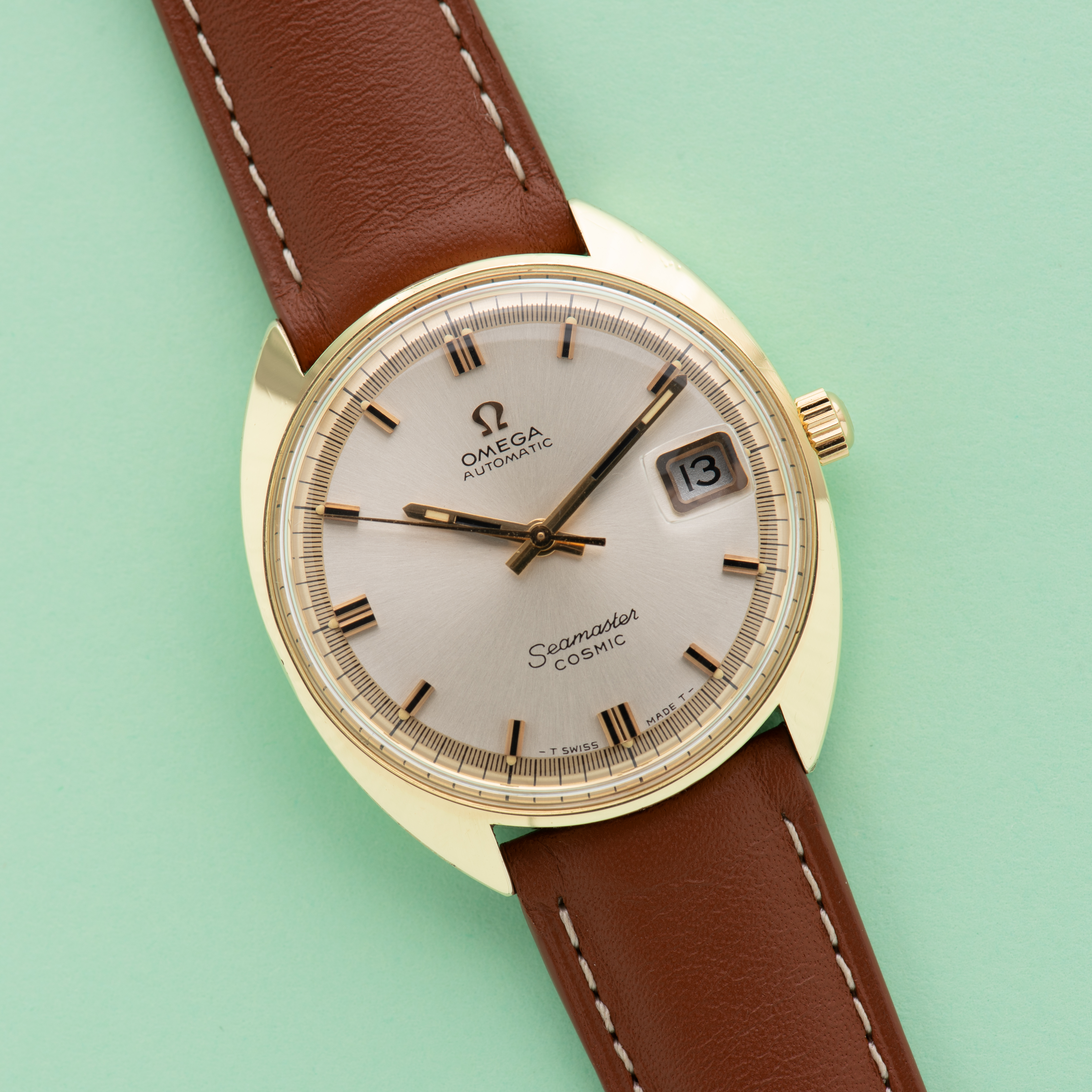 View of Omega Automatic Seamaster Cosmic réf 166.026 from 1968