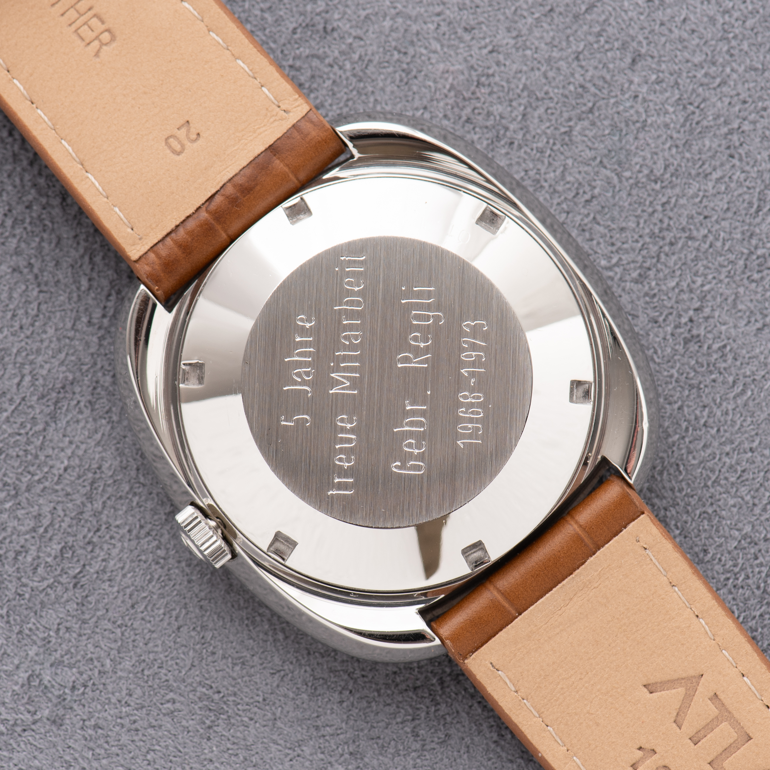 Vue de Zenith Surf Automatic 28800 Alt. réf 01.1250.380 cal 2552