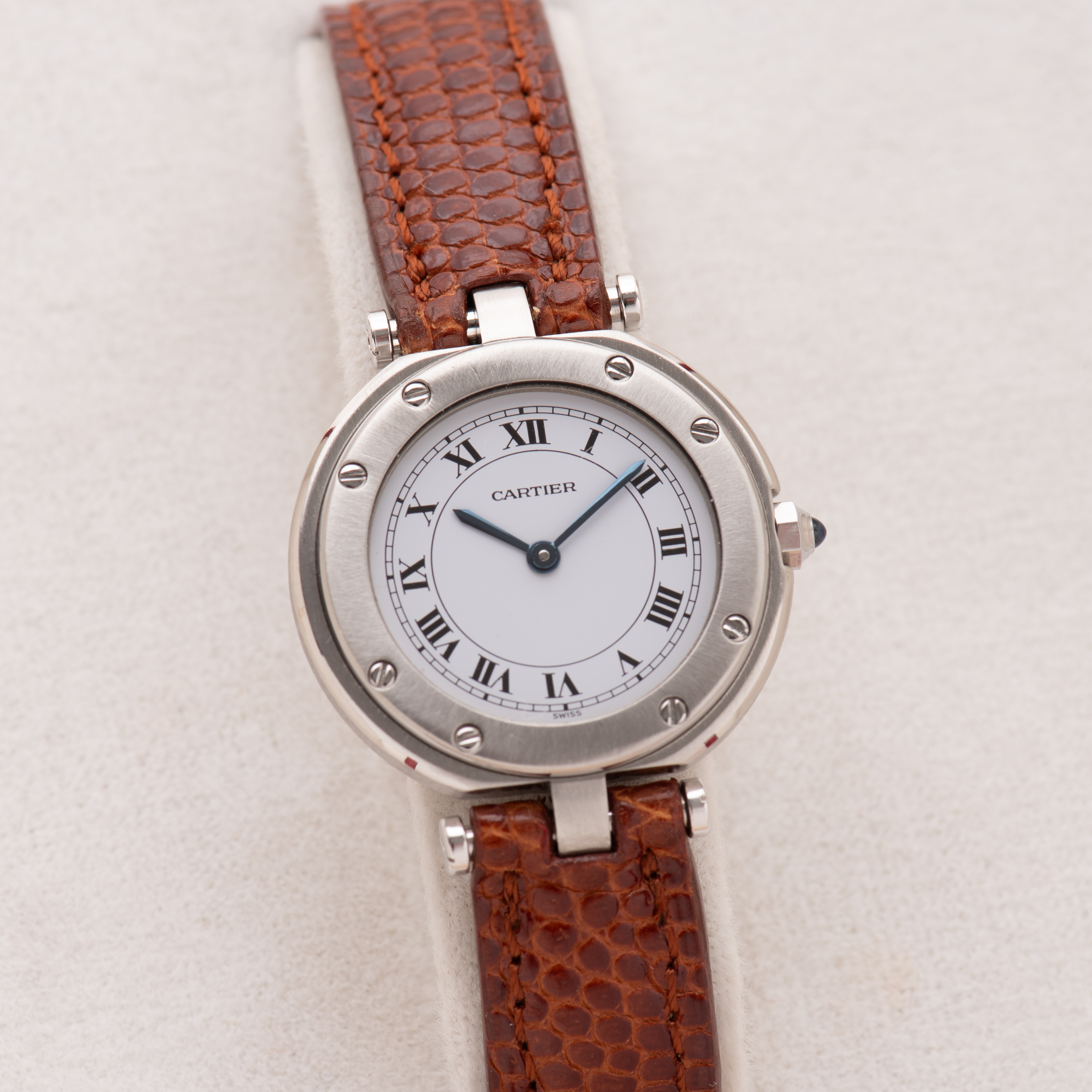 View of Cartier Santos Vendome White Roman dial réf 8192 Full set