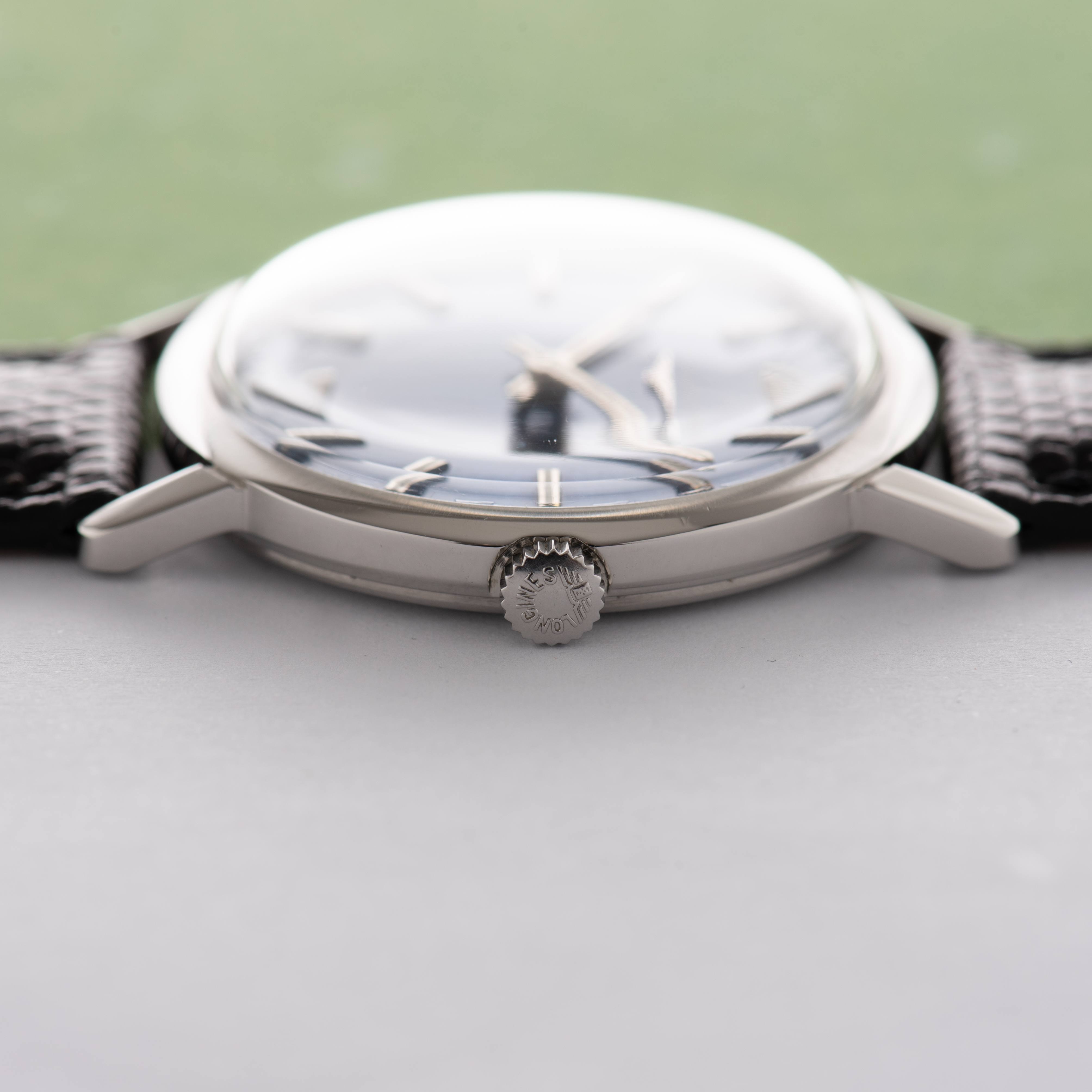 Vue de Longines Dress Watch blue dial Cal 428 Réf 1001-1