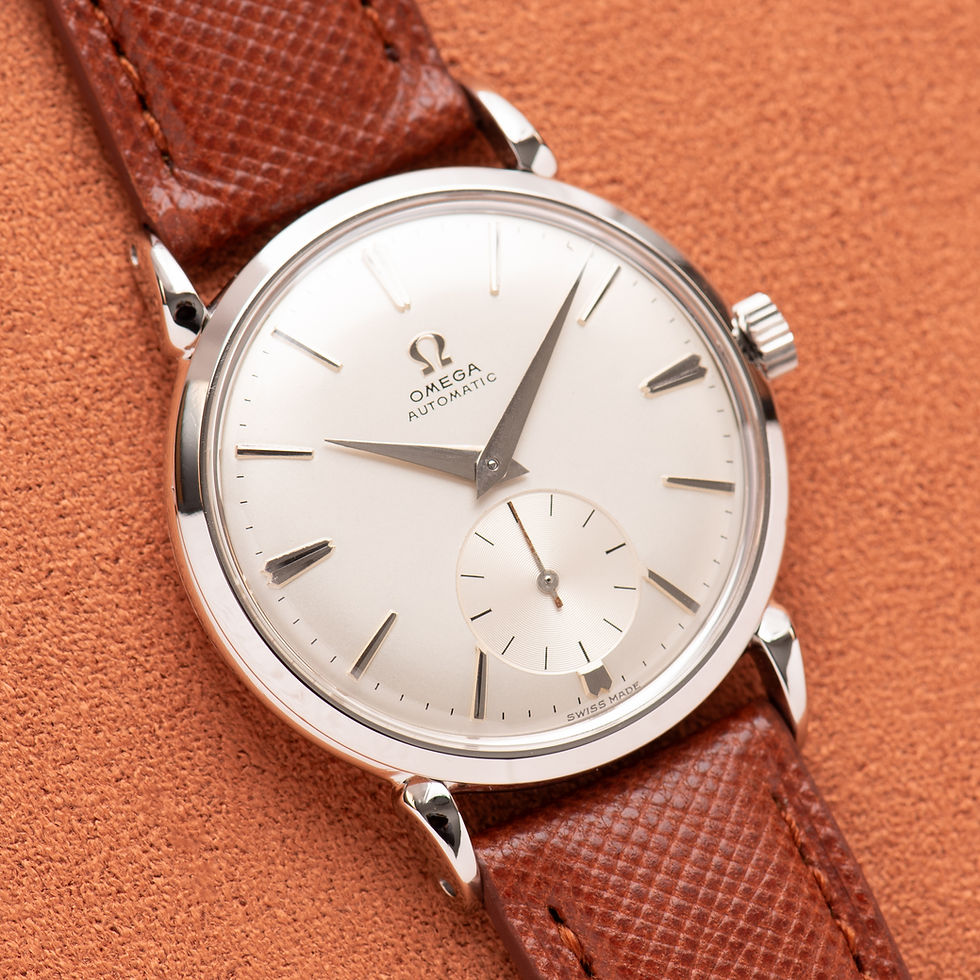Thumbnail: Omega Seamaster Petite Seconde Silver Dial Like New Bumper Réf 2402-1 from 1944