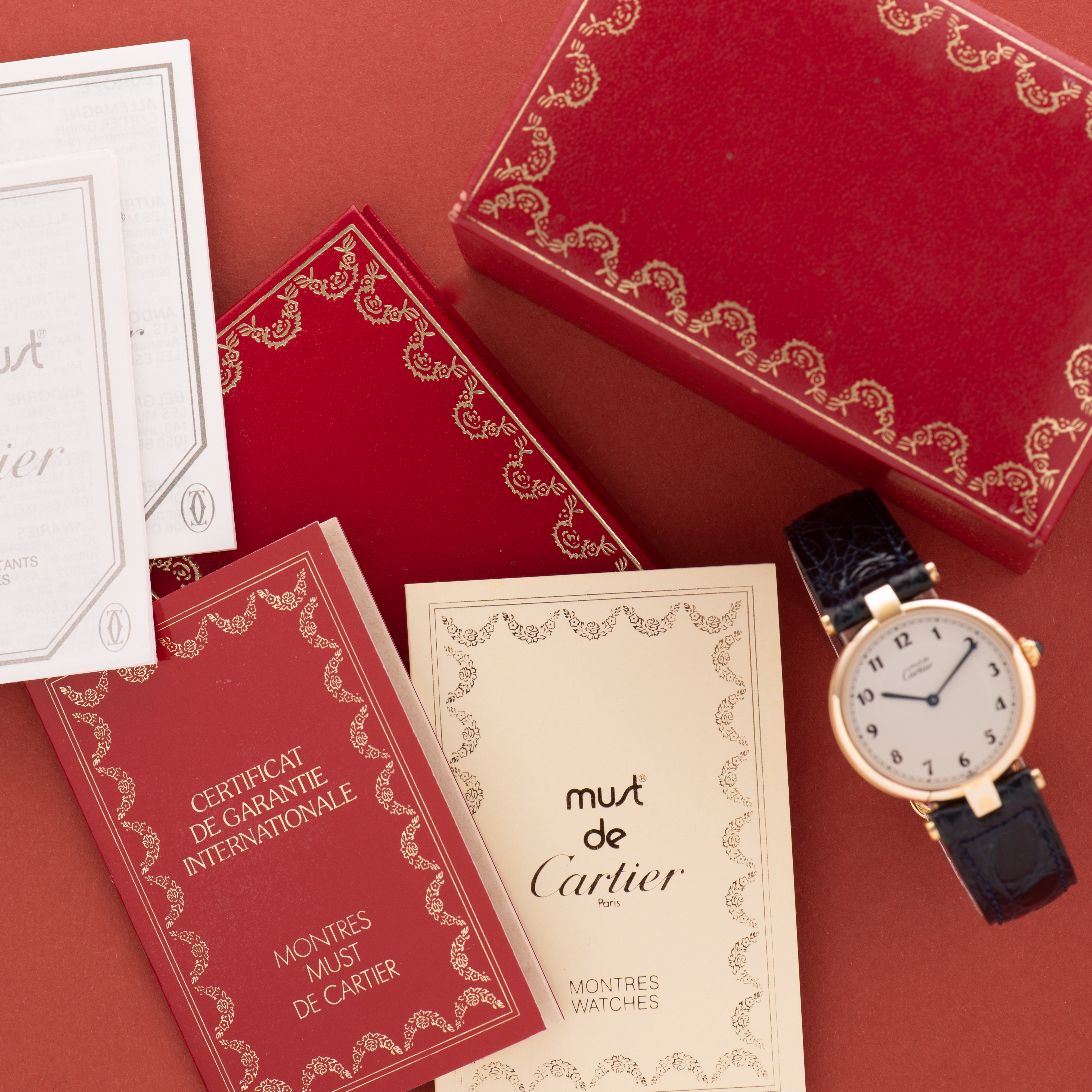 View of Cartier Must by Vendome Silver Arabic dial Quartz ref 590003 Full Set