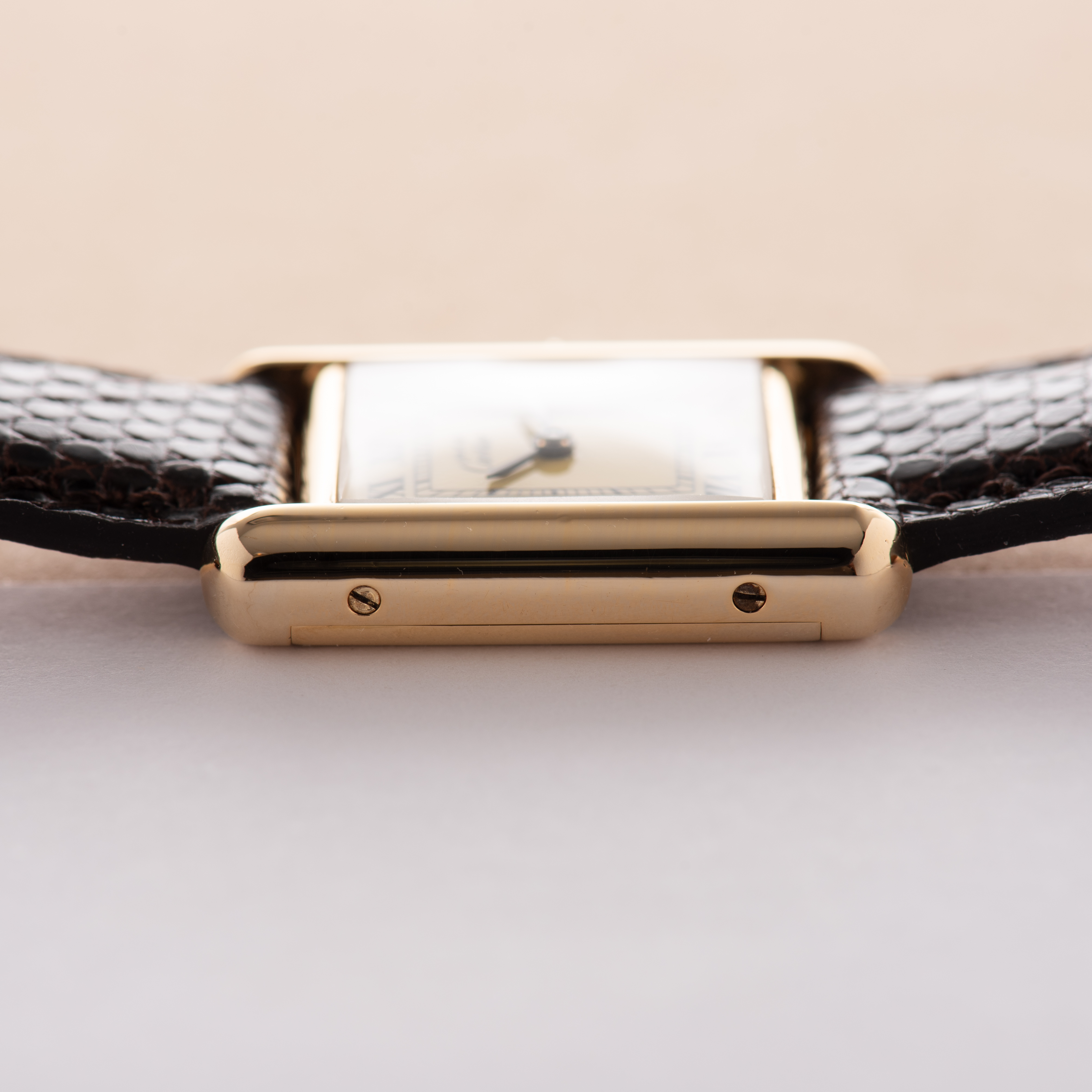 Zicht op Cartier Must by Tank Vermeil Roman Lemon Dial FULL SET van 1980