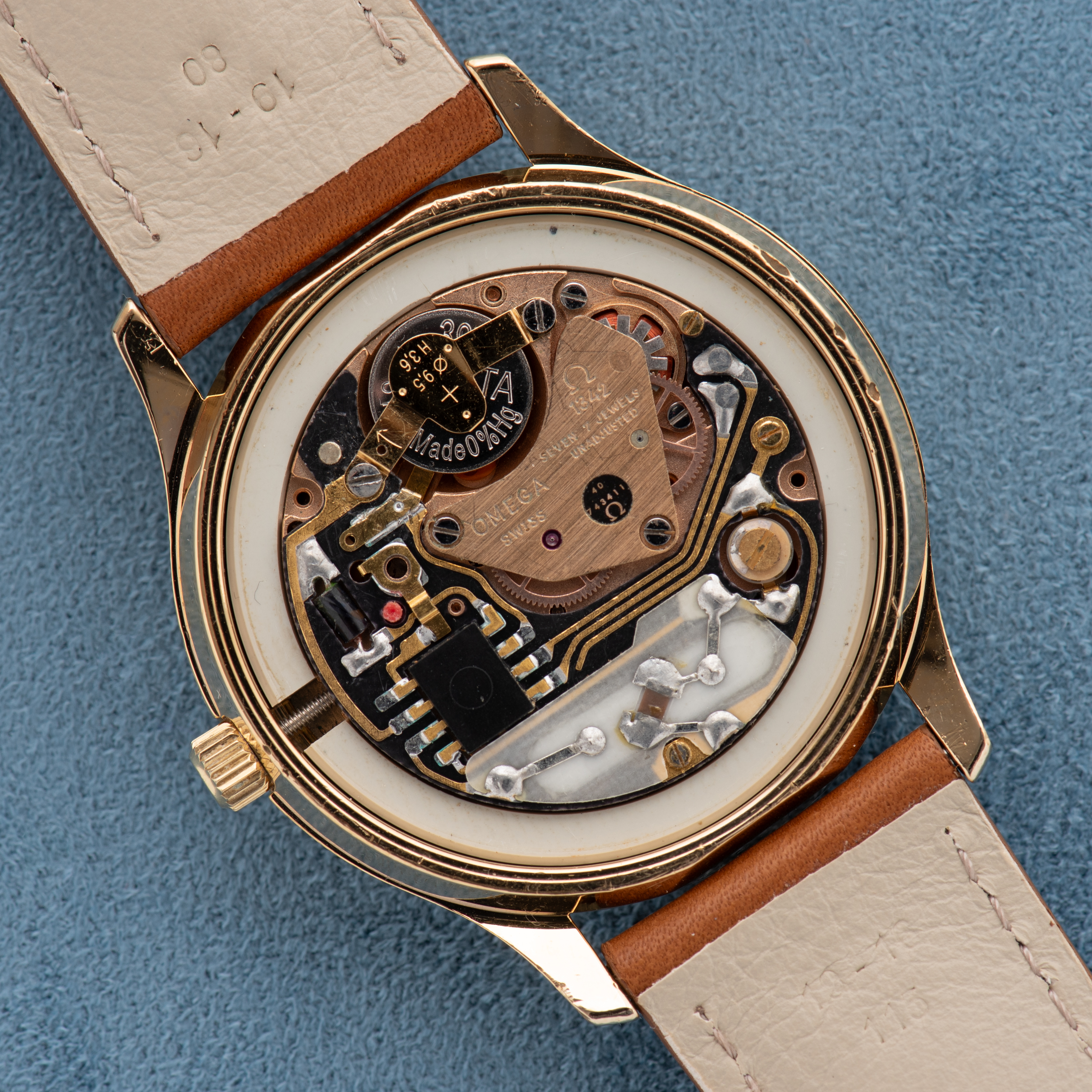 Vue de Omega Seamaster Quartz from 1977 cal 1342 Réf 196.0106