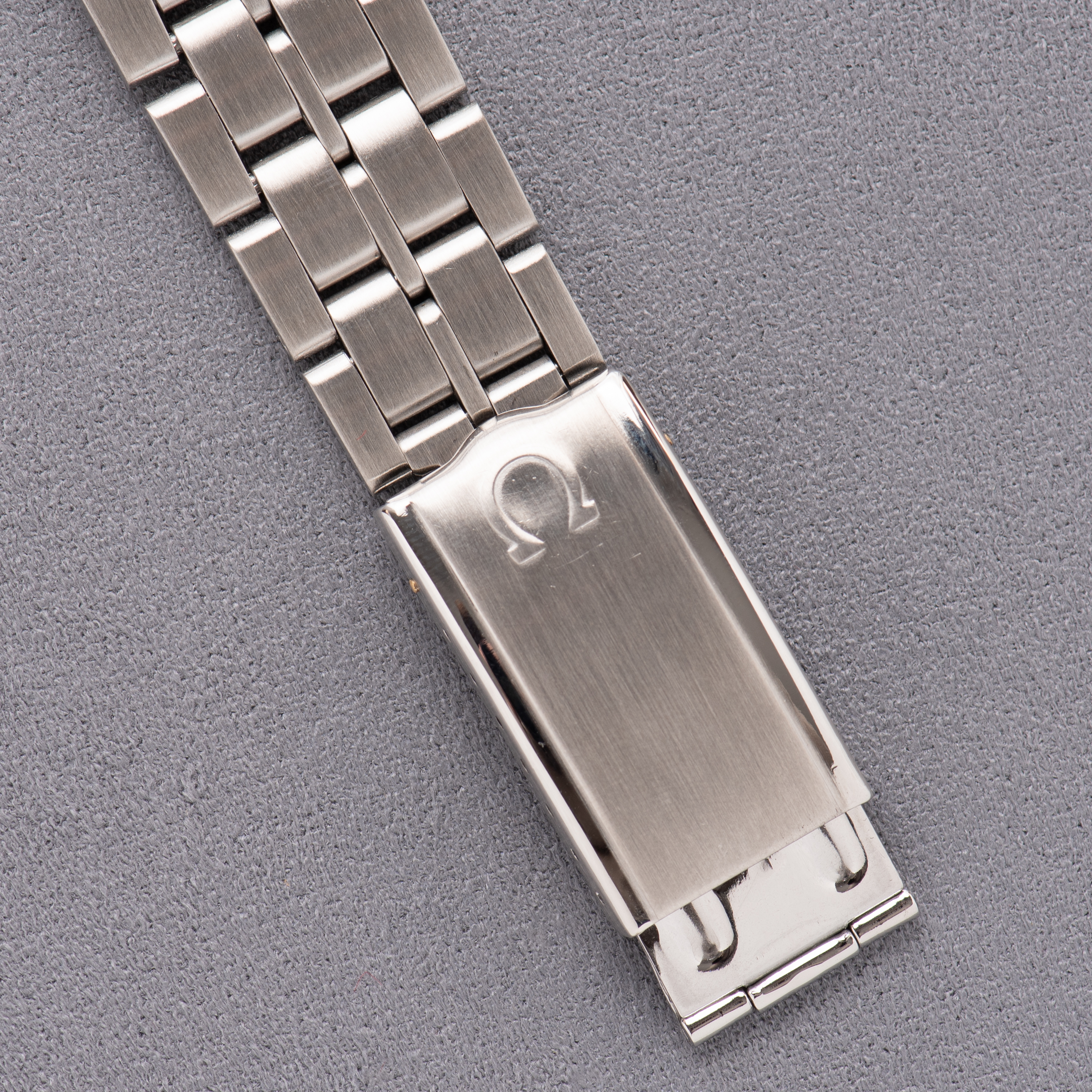 View of Omega Automatic Chronometer Constellation Réf 168.017SP from 1968