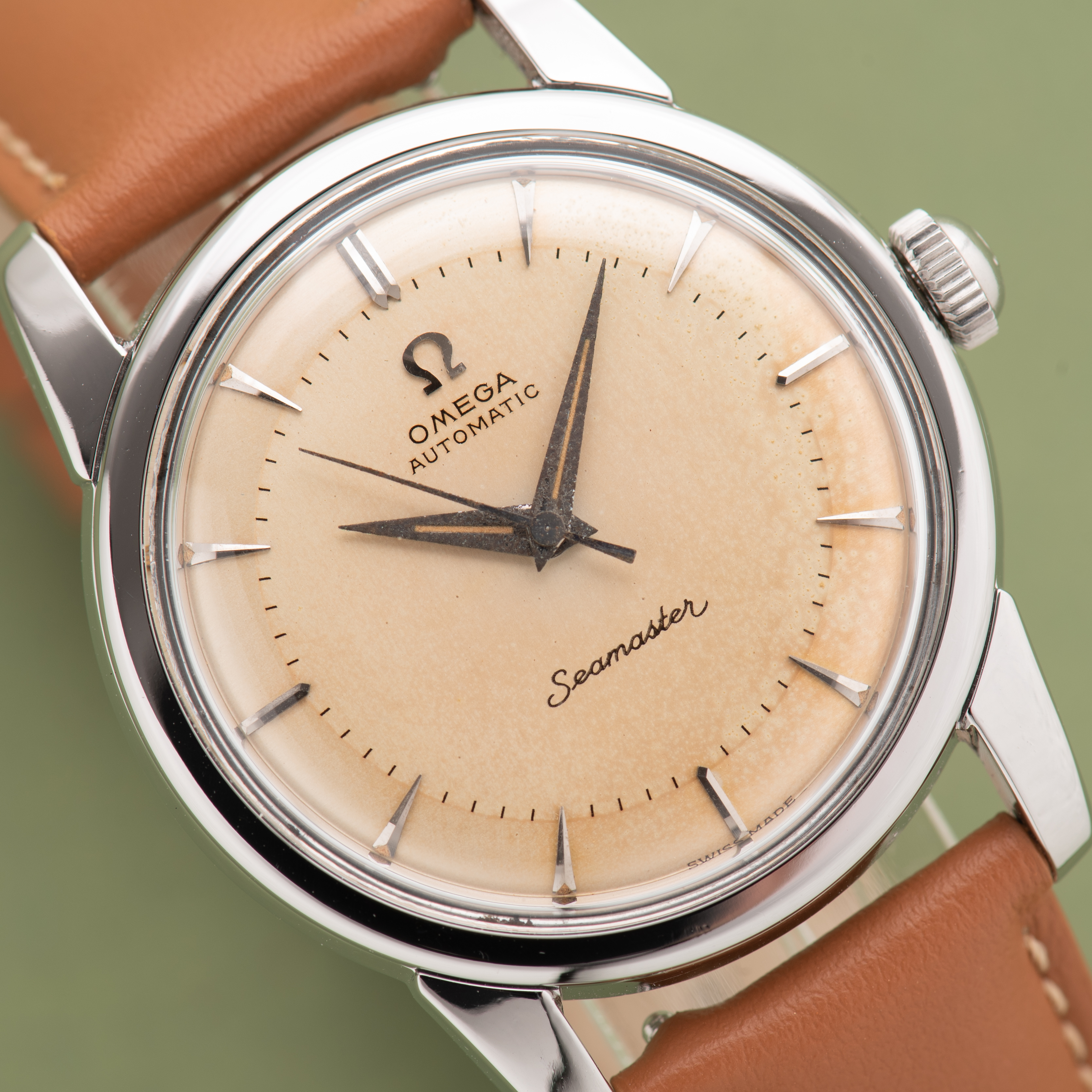 Zicht op Omega Seamaster Patina Beefy Lugs ref 2767-5 SC cal 354 vanaf 1954