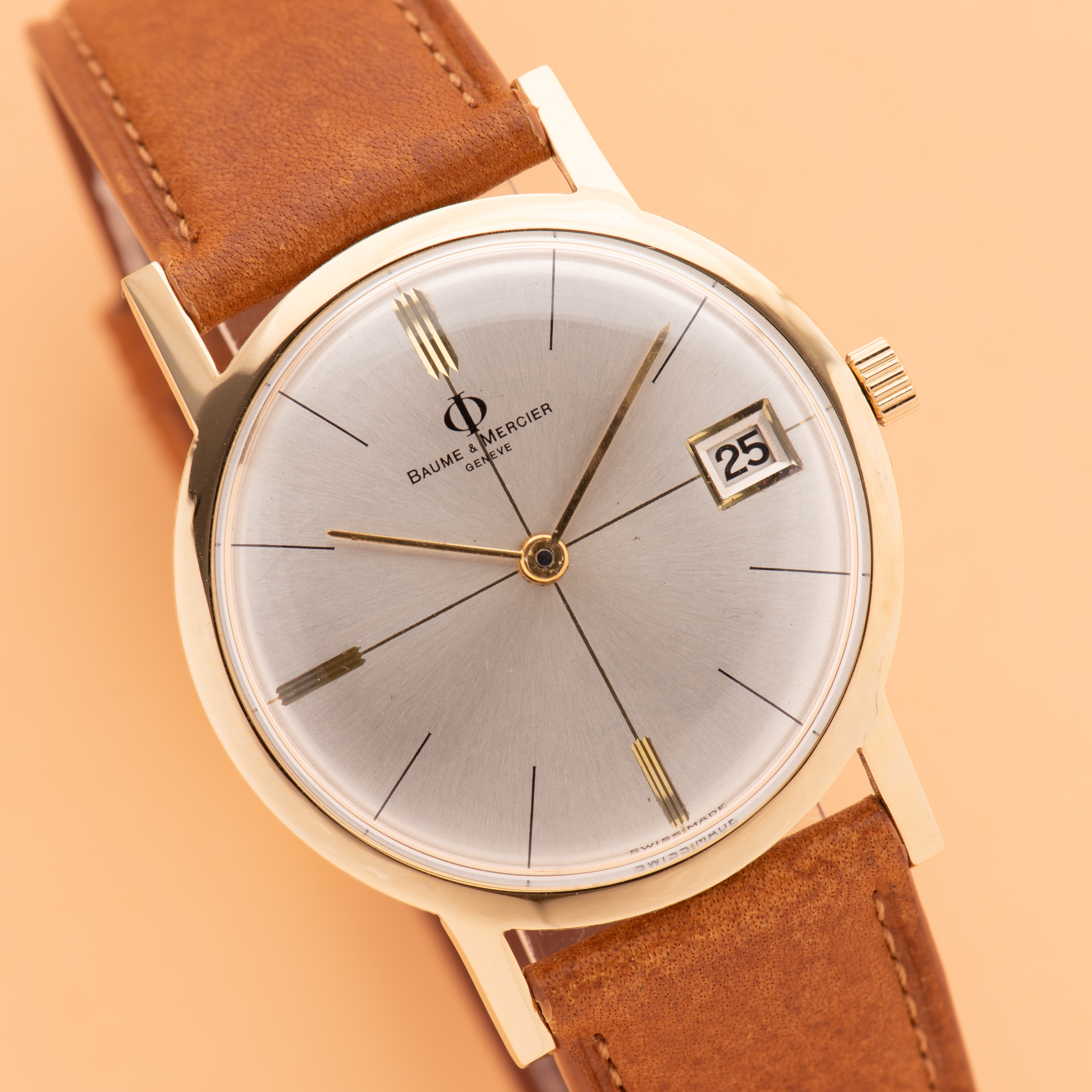 Zicht op Baume & Mercier Genève kruisdraad wijzerplaat mechanische ref 76929