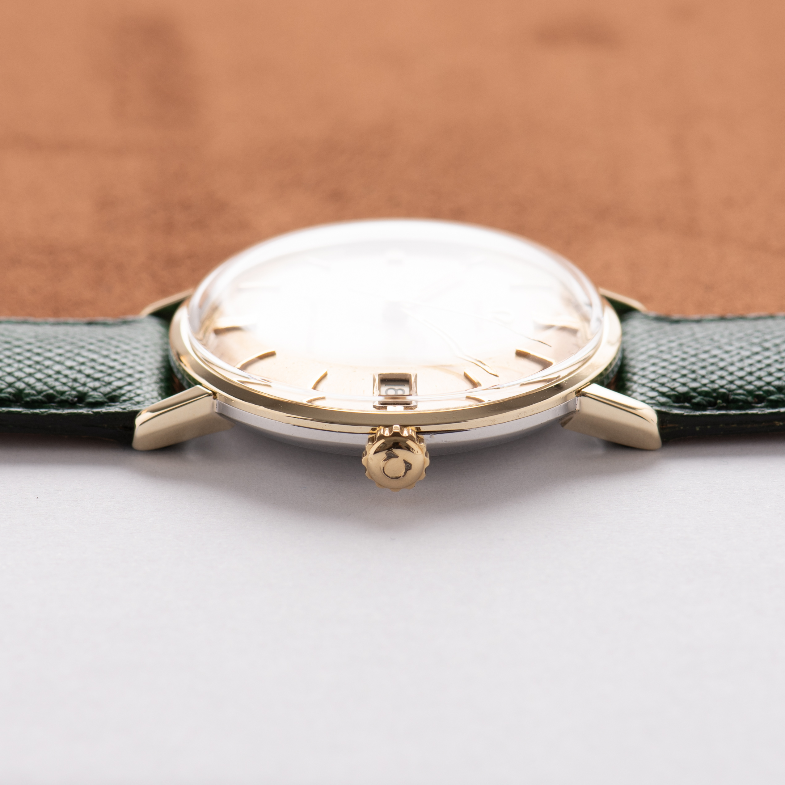 View of Omega Seamaster ‘Pre De Ville’ mécanique réf 14775-61SC from 1961