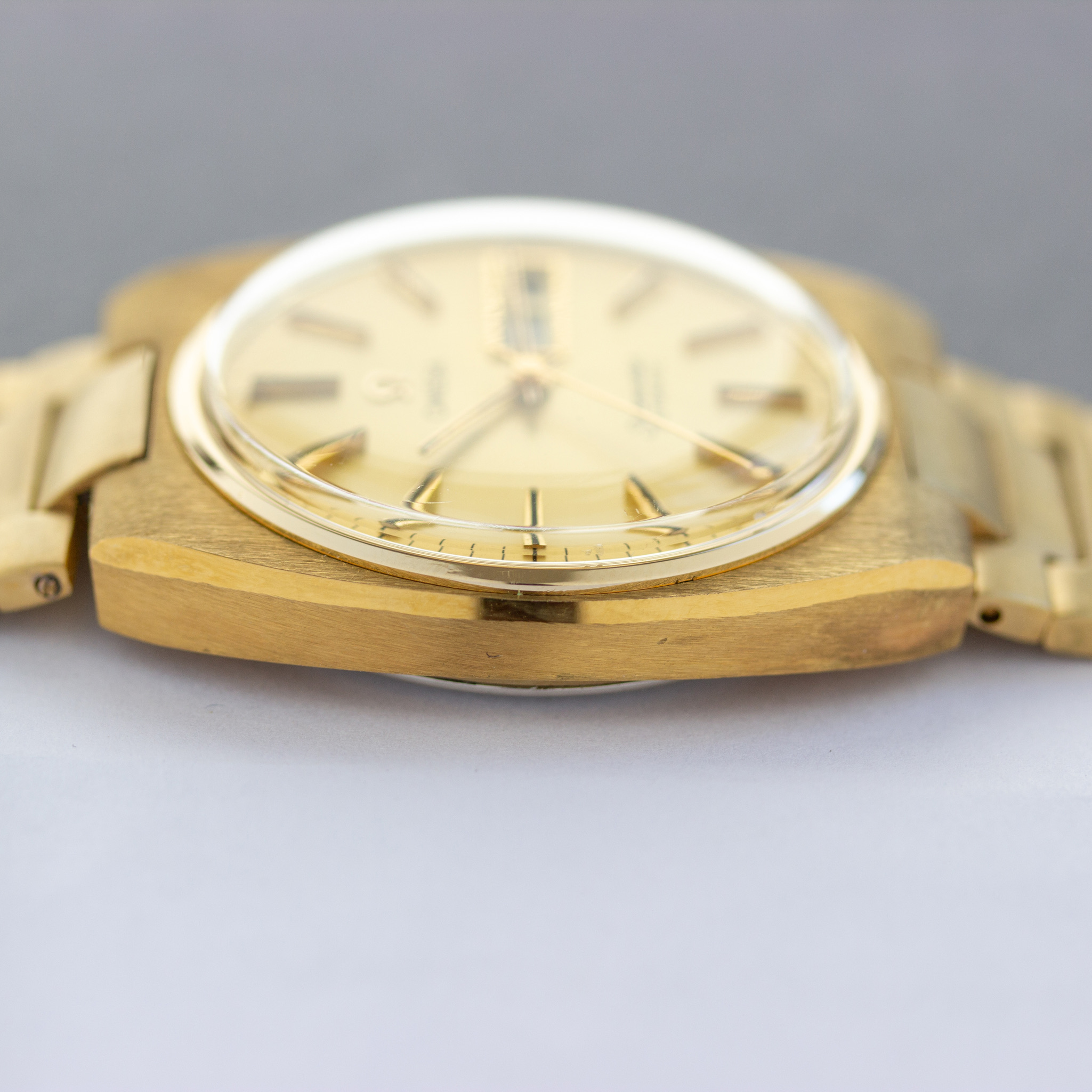 View of Omega Seamaster Automatic cal 1020 ref 166.0216