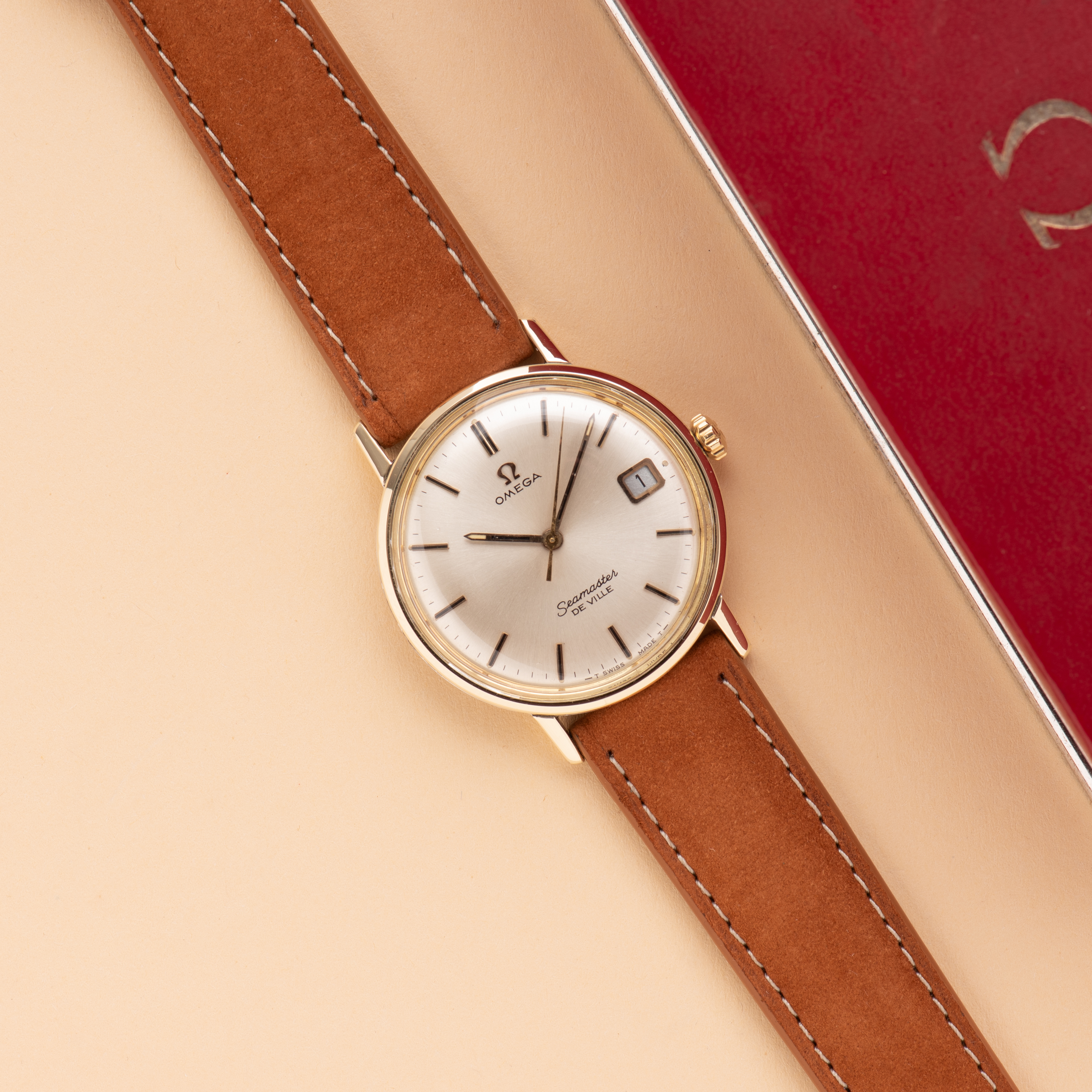 Zicht op Omega Seamaster De Ville Date Gold/Steel Réf 136.020 from 1968