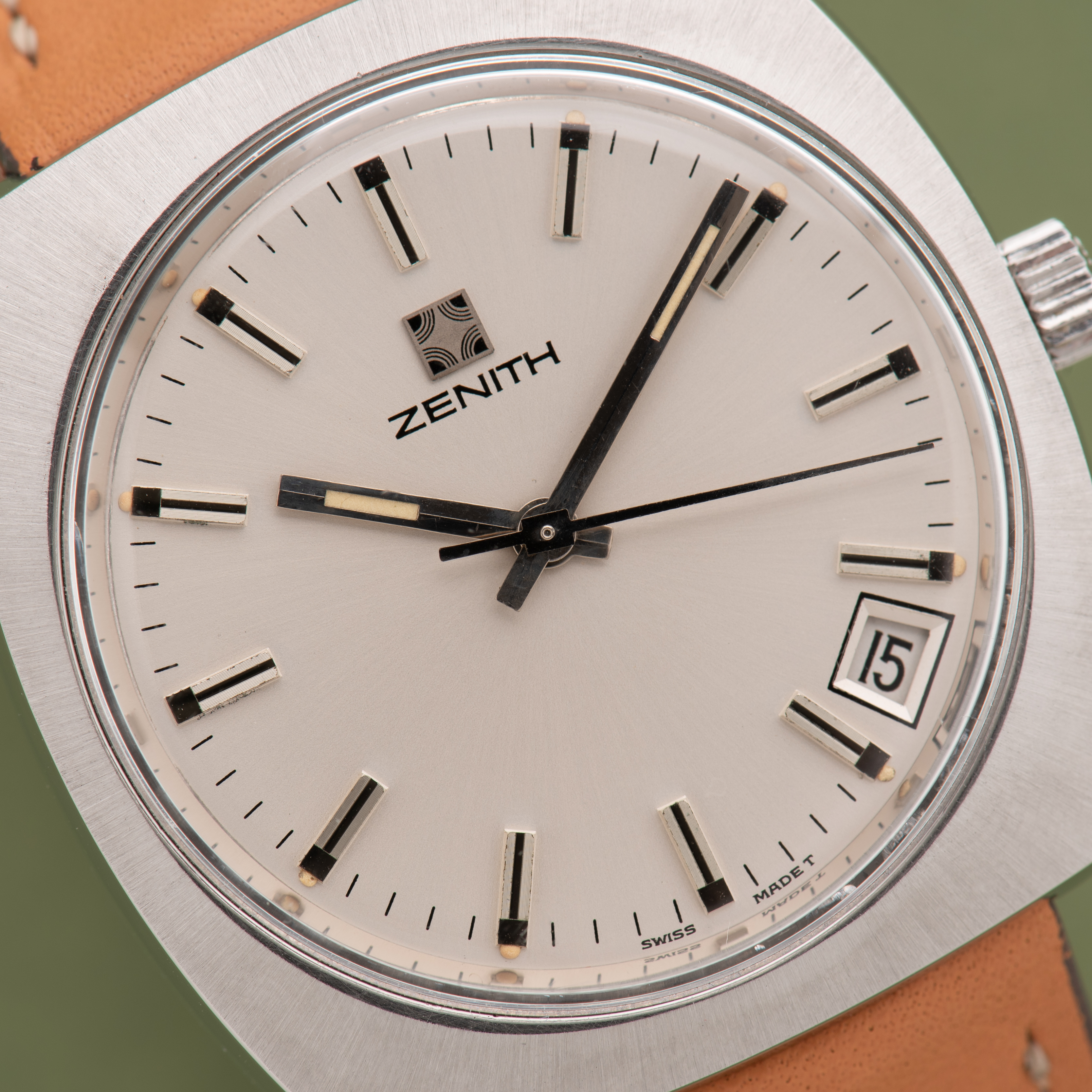 Zicht op Zenith Surf Dress Watch Centre Tweede Ref 01.1300.365