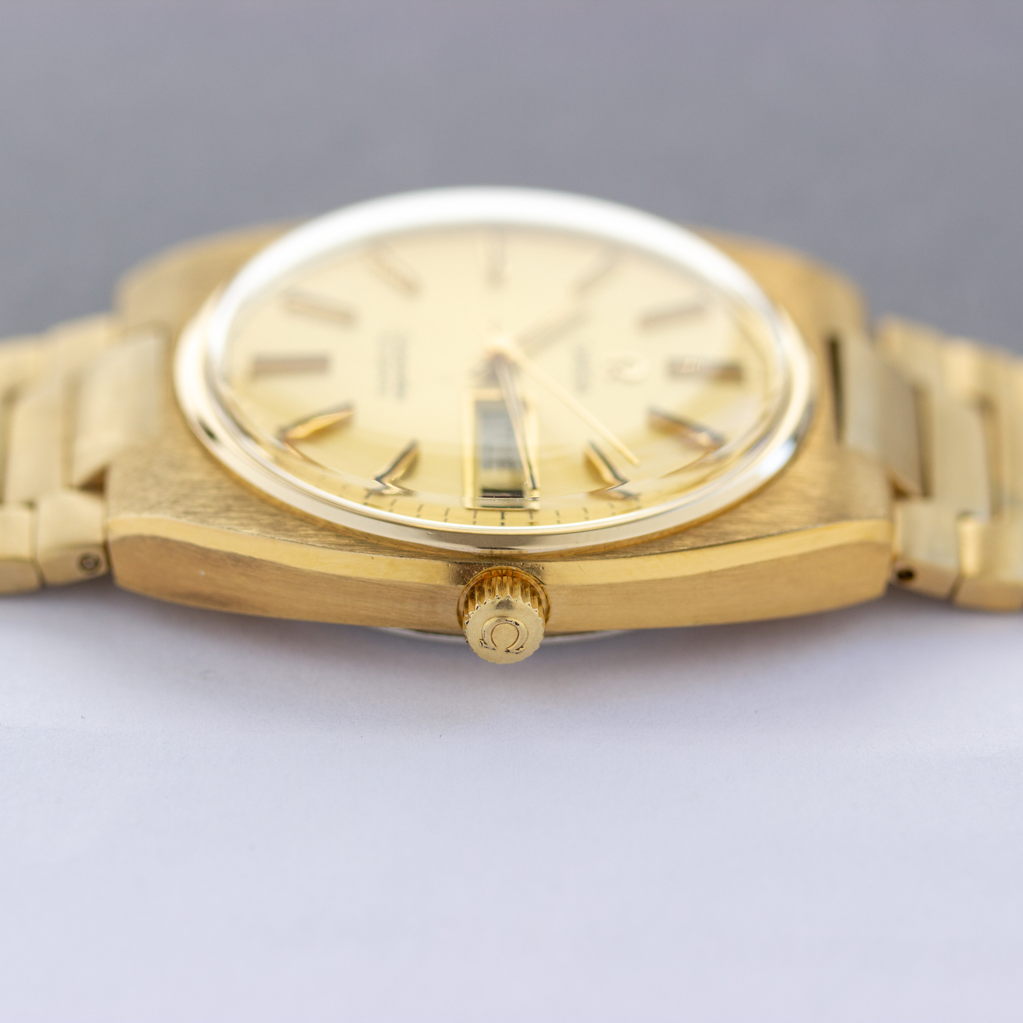 View of Omega Seamaster Automatic cal 1020 ref 166.0216