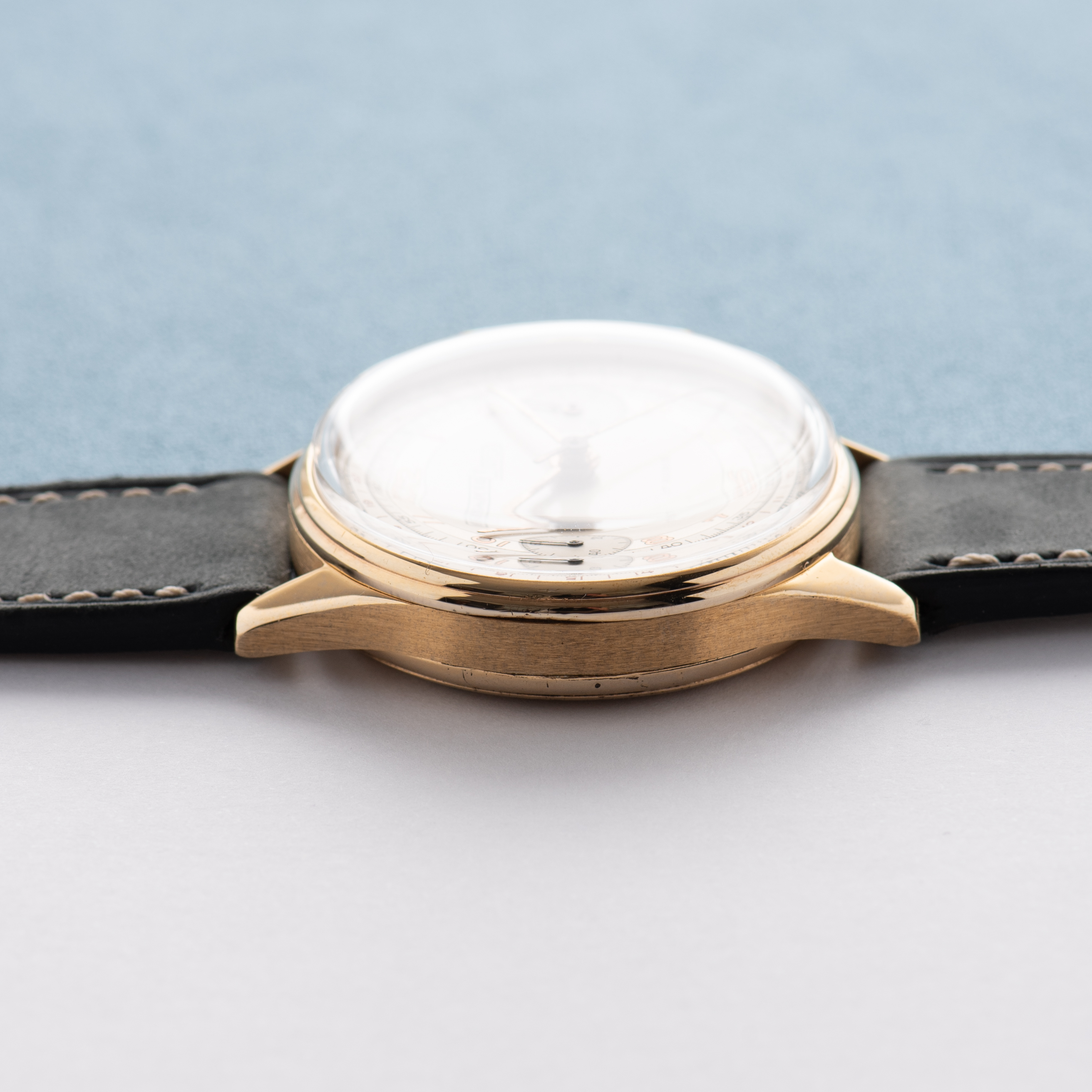 View of Nicolet Watch Chronograph 17rubis Gold Plated Landeron 39