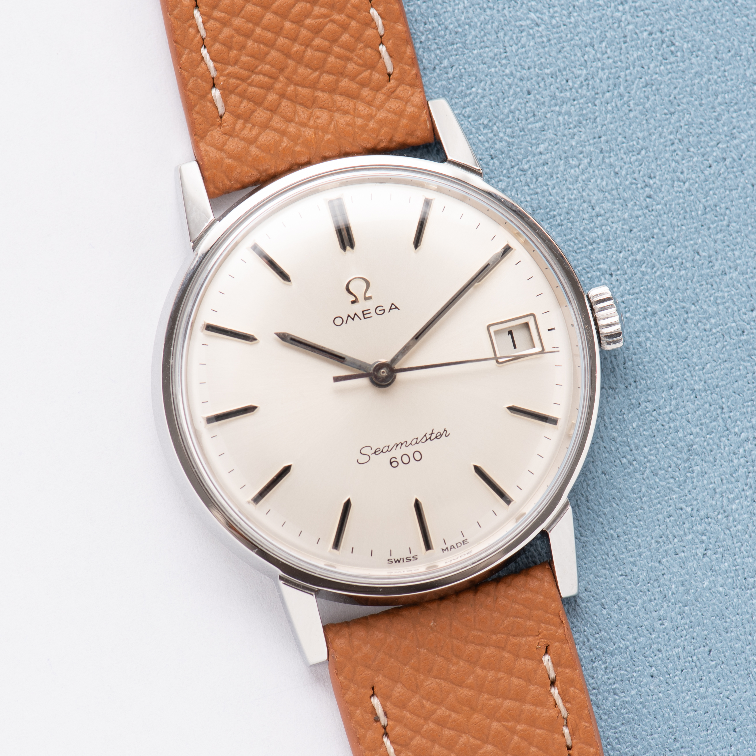 View of Omega Seamaster 600 Steel Date Réf 136.011 from 1966