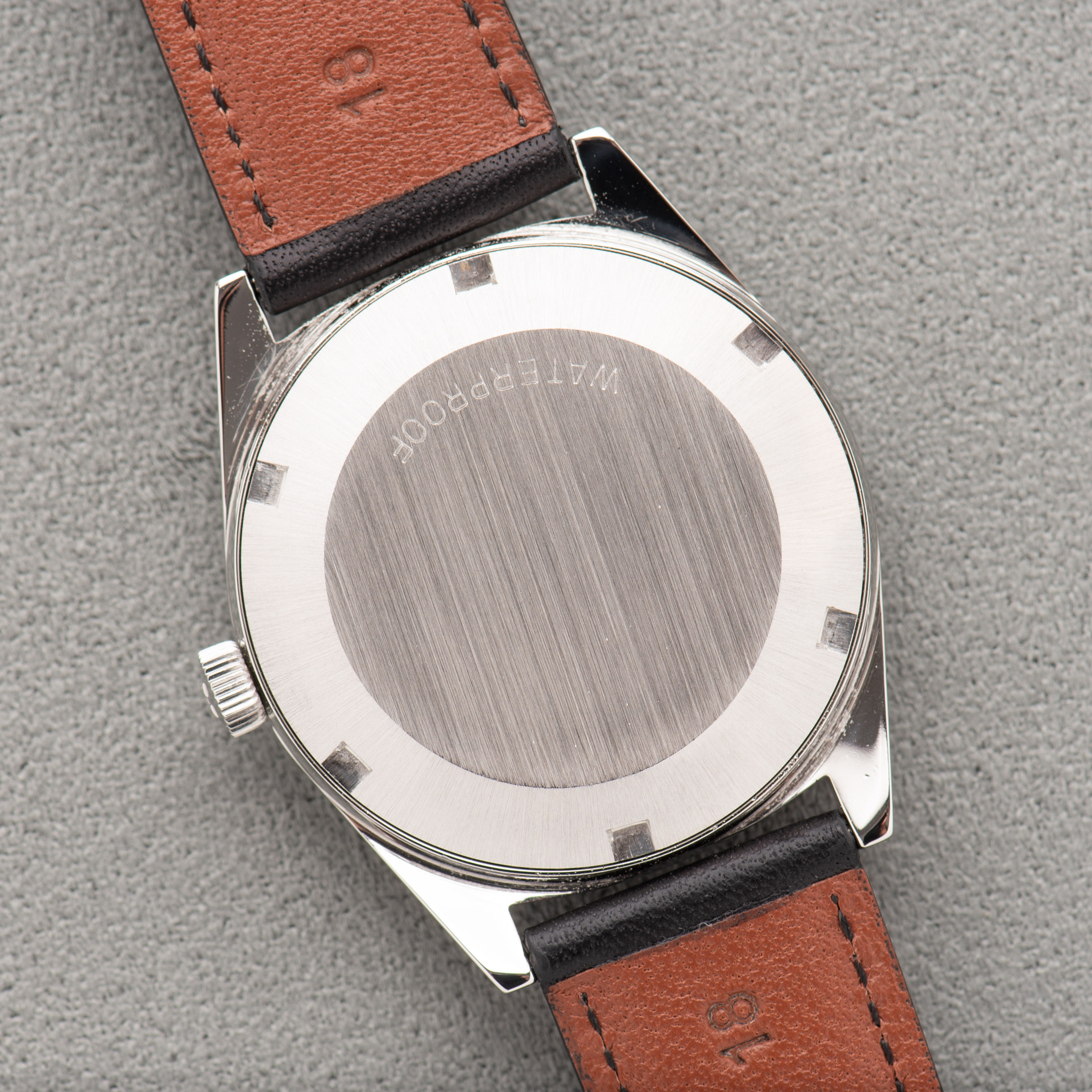 Vue de Omega Genève Automatic Silver Dial – Réf. 165.041 – 1968