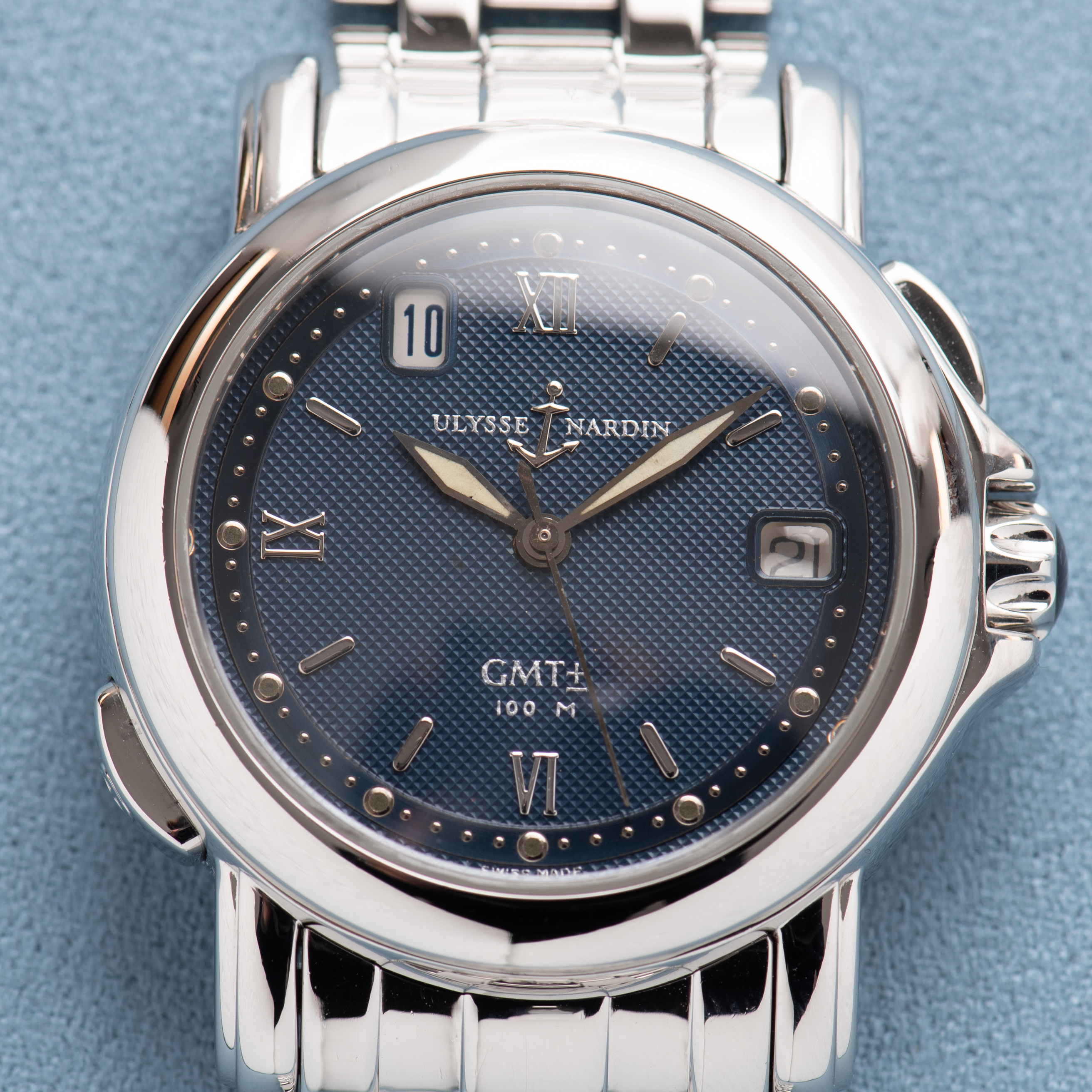 Zicht op Ulysse Nardin Automatic San Marco GMT 100m Ref 203-22 N* 1496