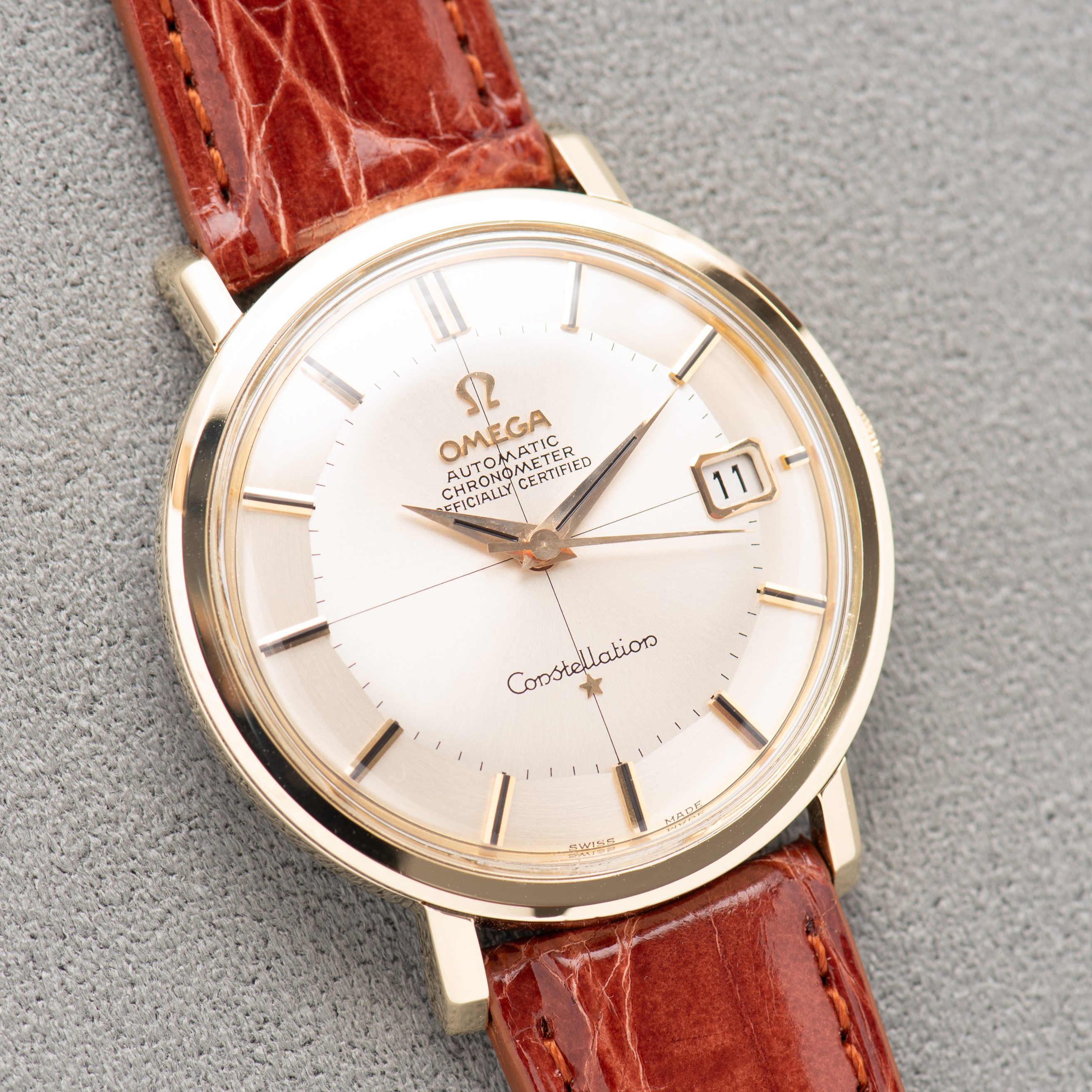 Zicht op Omega Automatic Chronometer Constellation Pie Pan Réf 168.004 from 1964