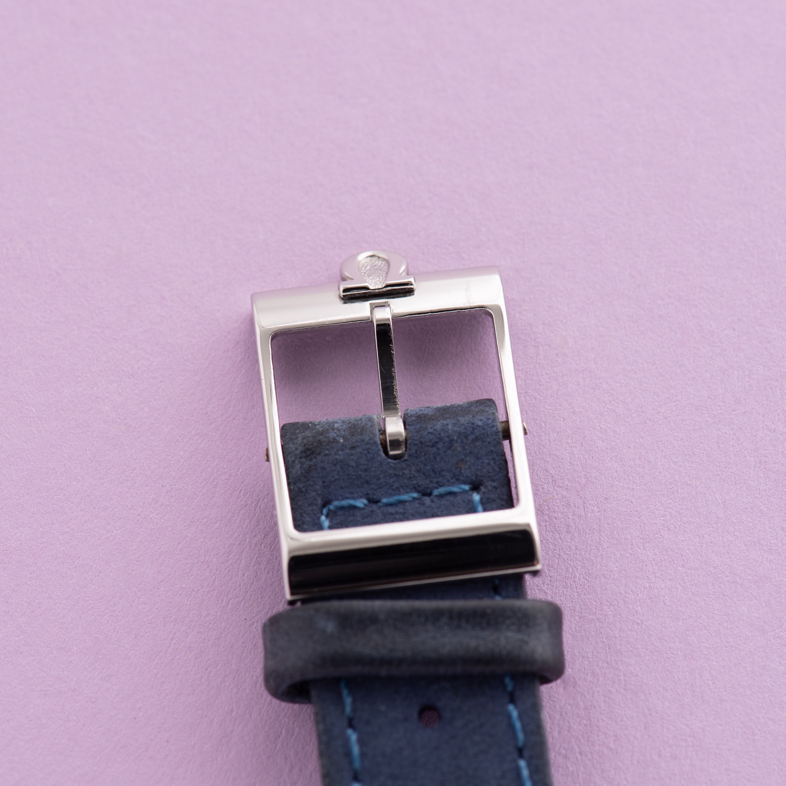 Vue de Omega Genève Dynamic Automatic Blue Dial from 1969 Réf 166.039 cal 565