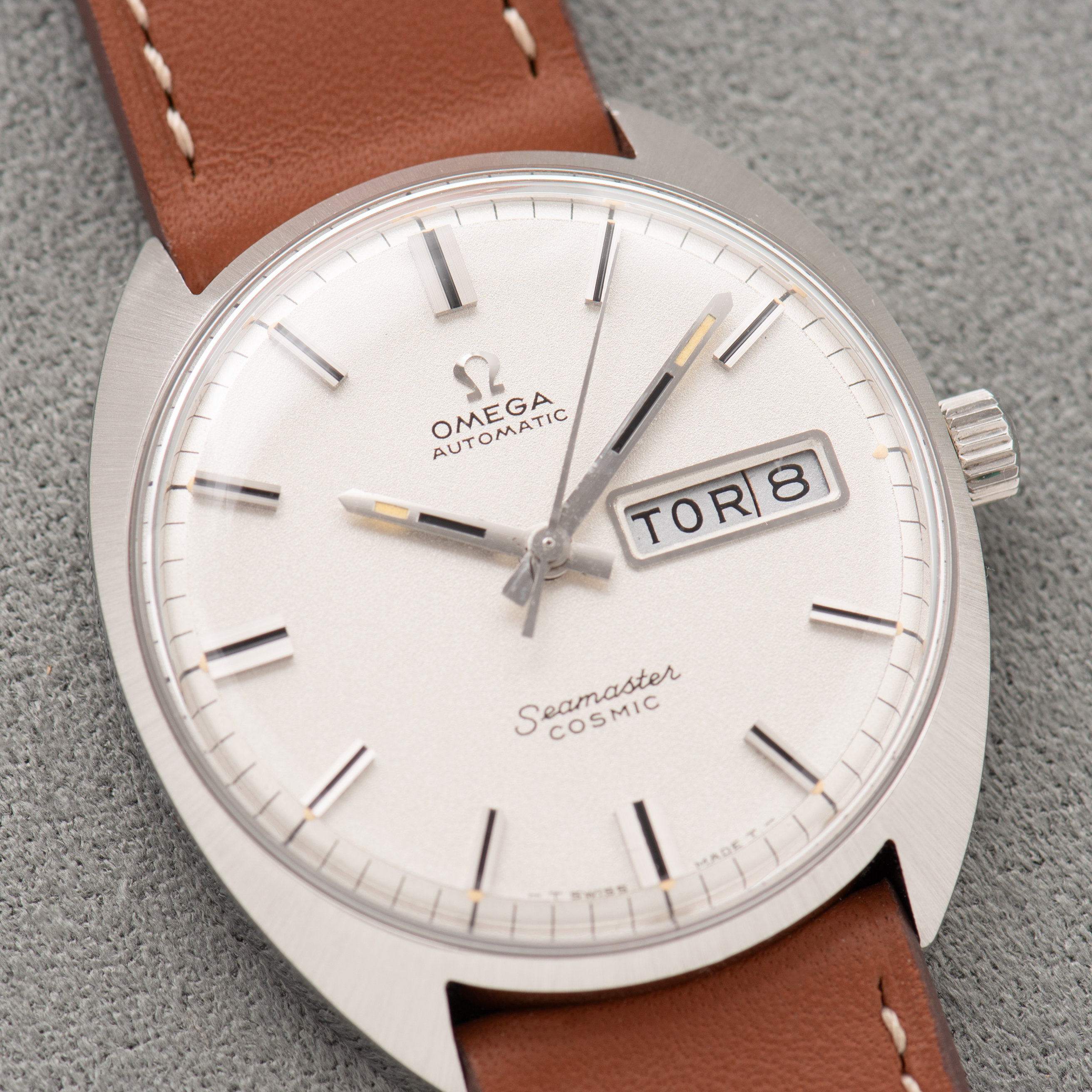 View of Omega Automatic Seamaster Cosmic Day Date Automatic cal 752 Réf 166.036