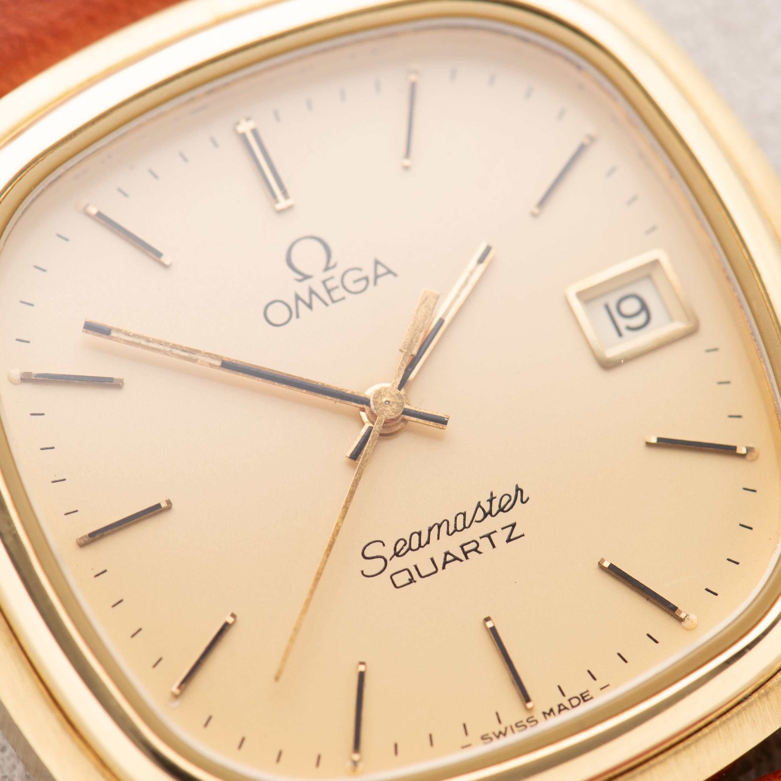Vue de Omega Seamaster Quartz from 1979 cal 1342 Réf 196.0106