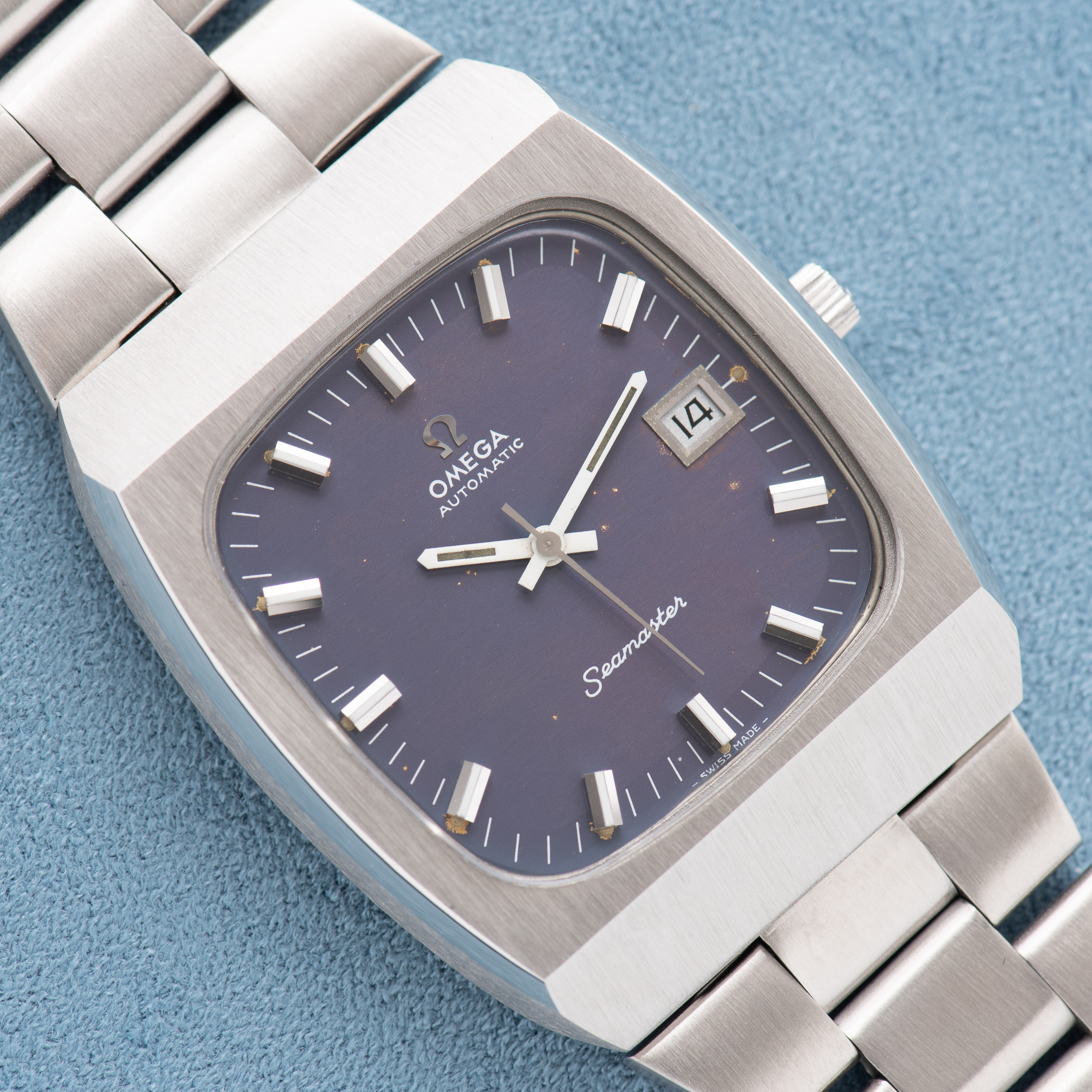 Vue de Omega Seamaster "Big Square" Blue Dial Réf 166.171 from 1973