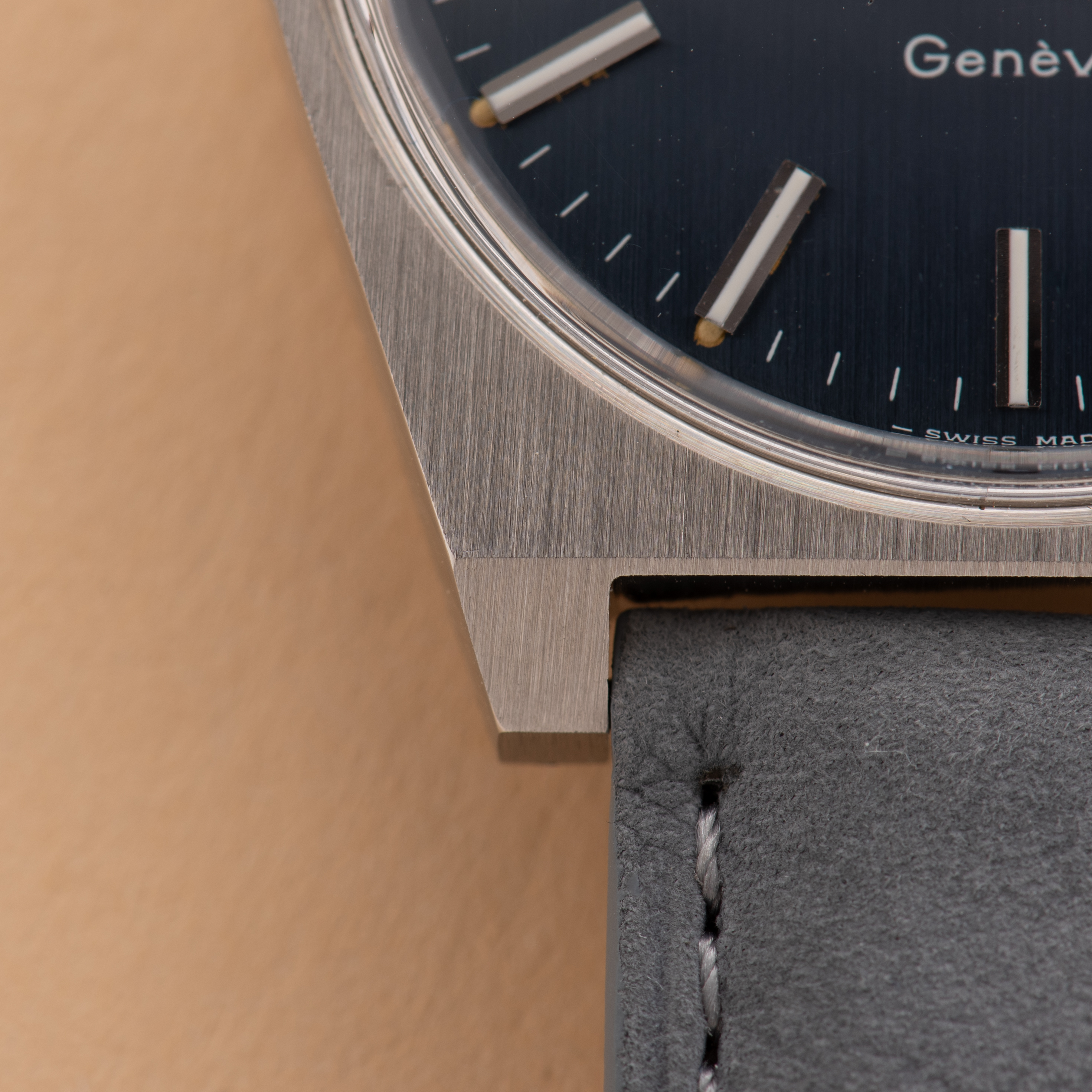 Vue de Omega Automatic Genève blue dial réf 1660118 cal 1481