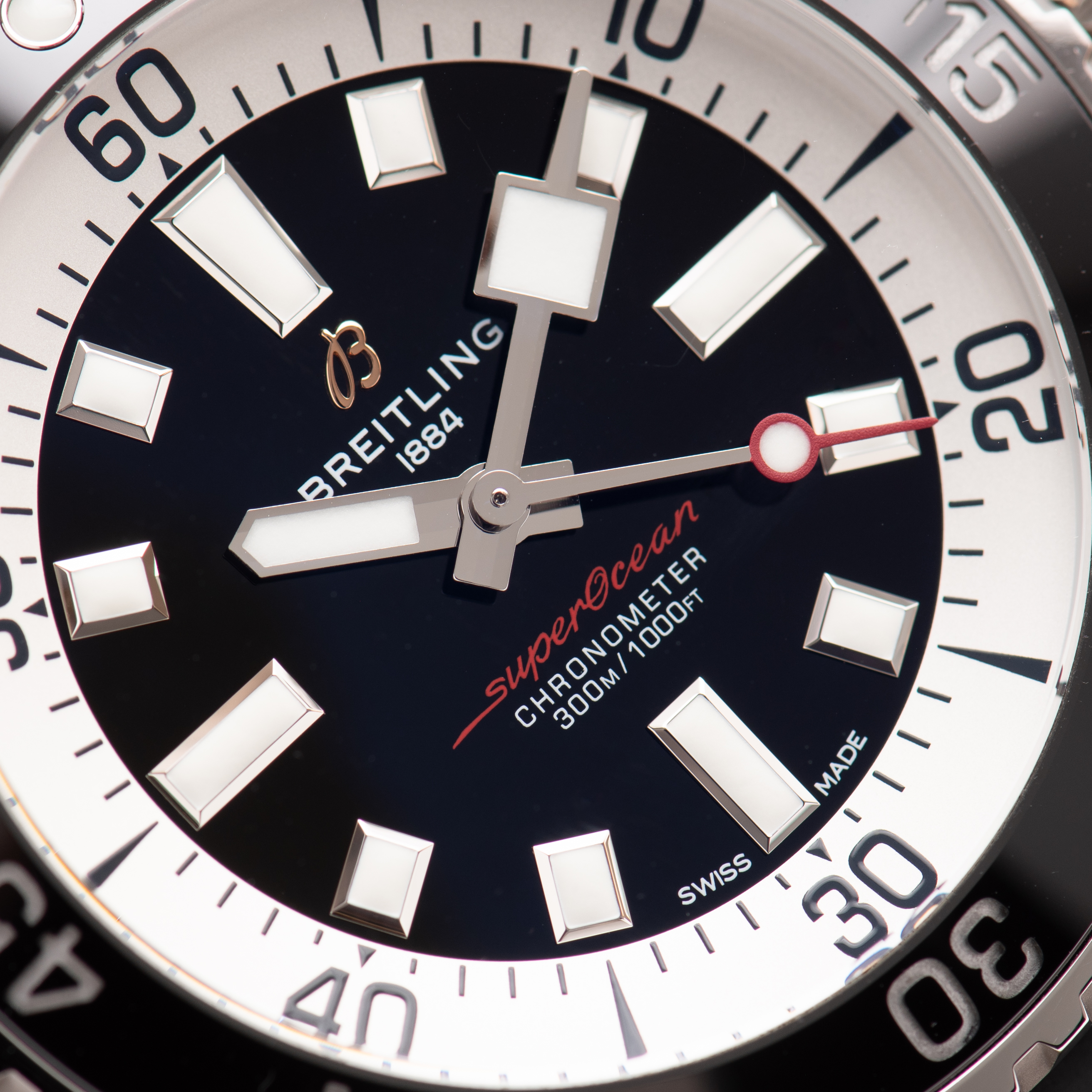 Vue de Breitling Superocean 46 Full set Réf A17378 from 2022