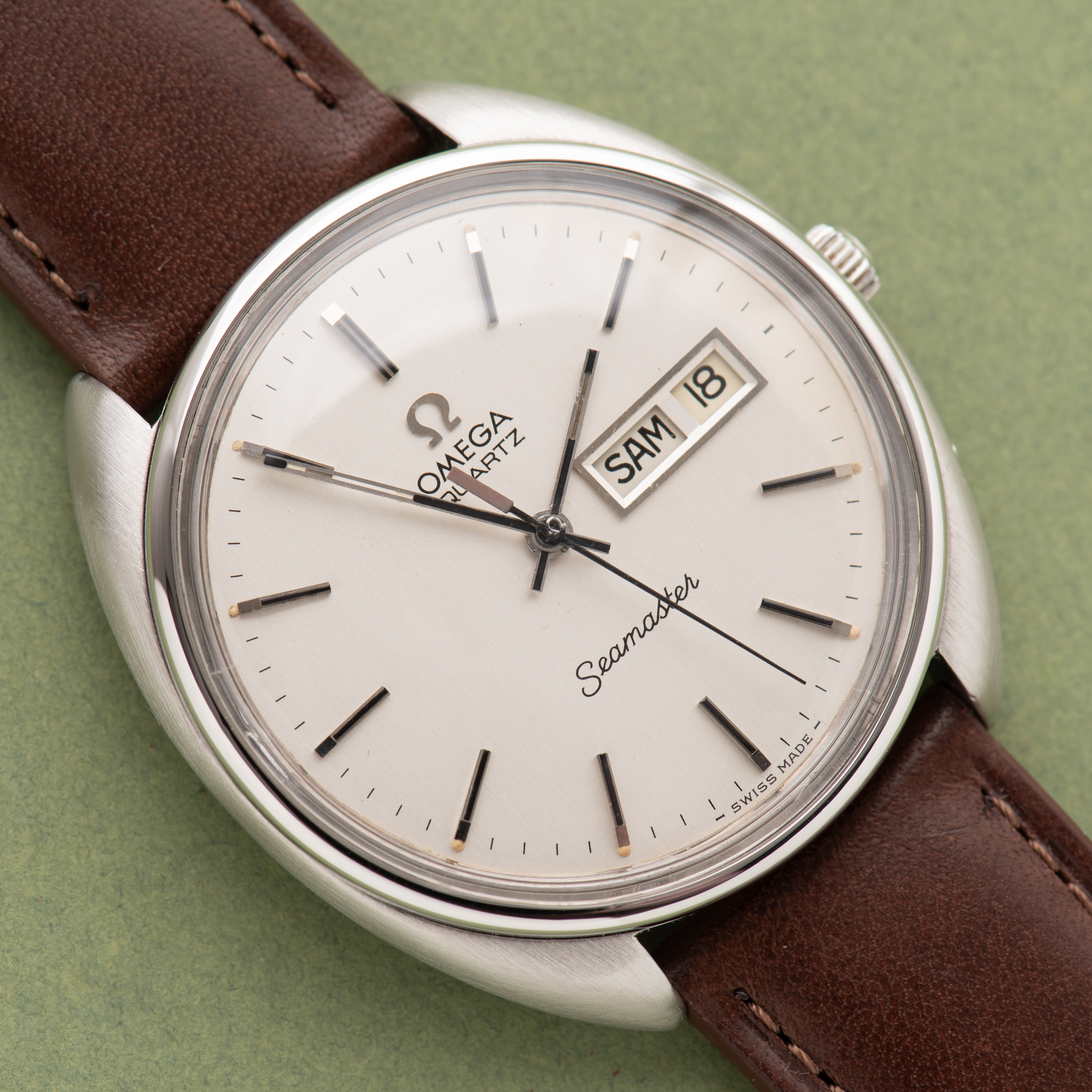 View of Omega Quartz Seamaster réf 196.0105 cal 1345