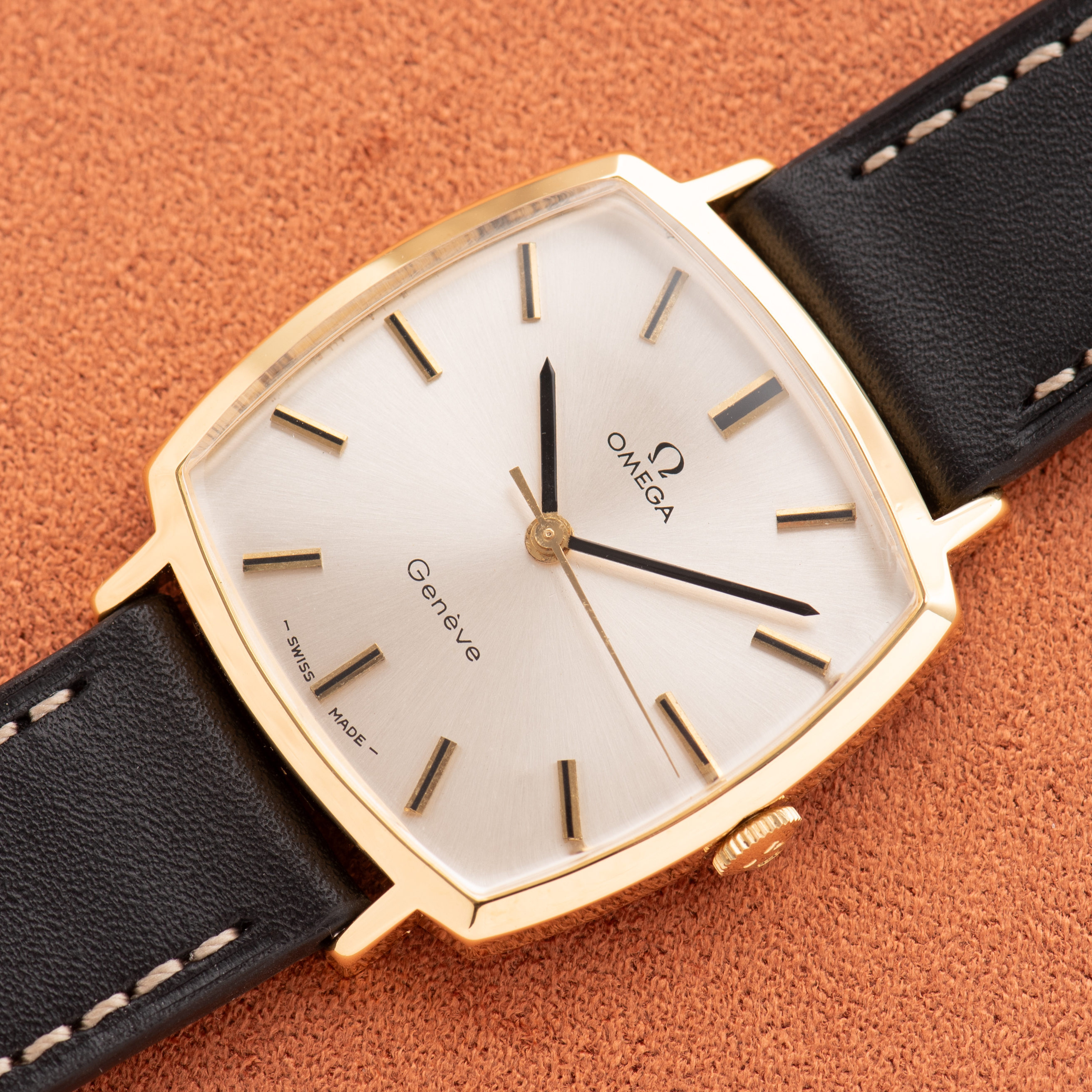 Vue de Omega Genève Classic GoldPlated réf 131.0042 from 1970