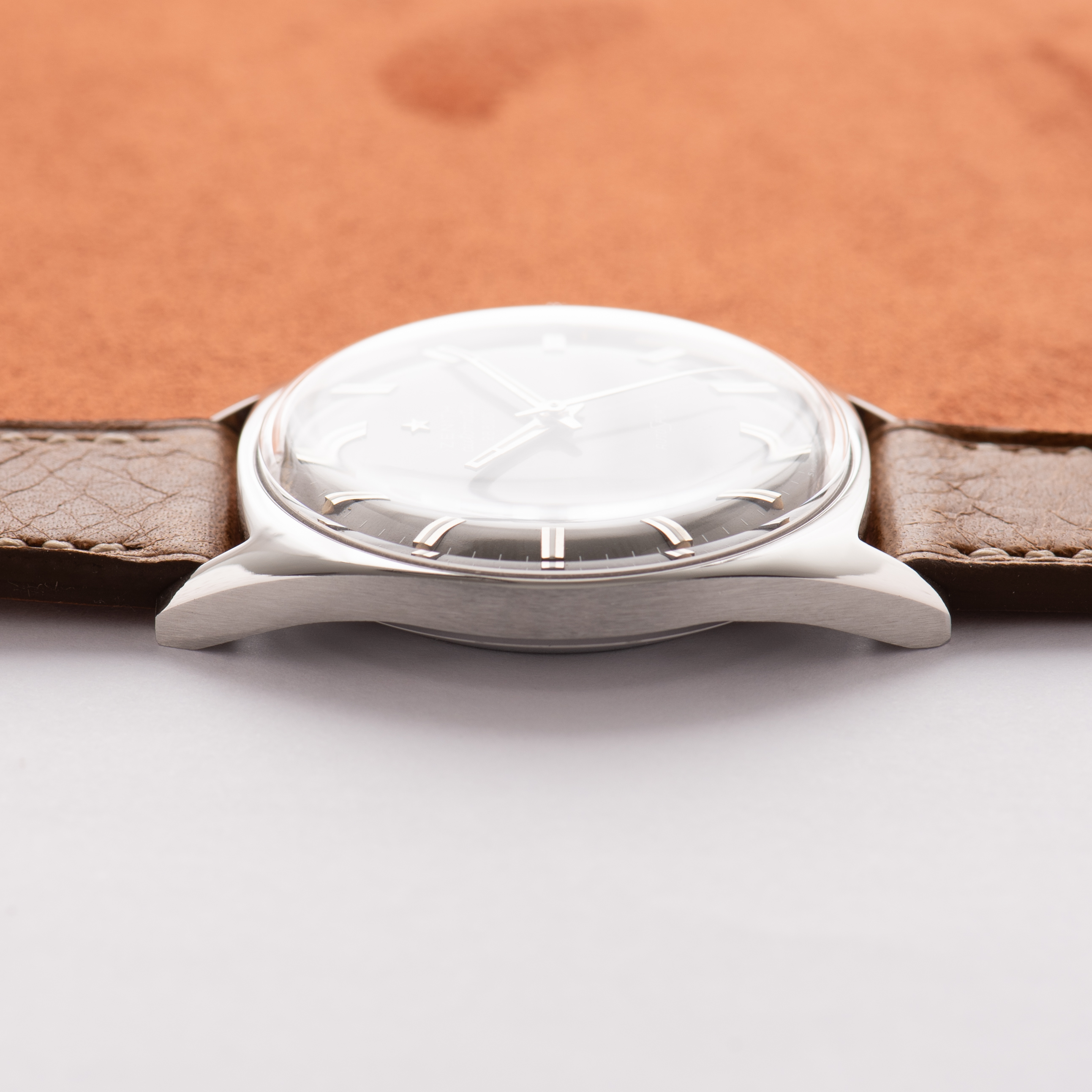 Vue de Zenith Automatic AutoSport Grey Dial réf P/6505-1