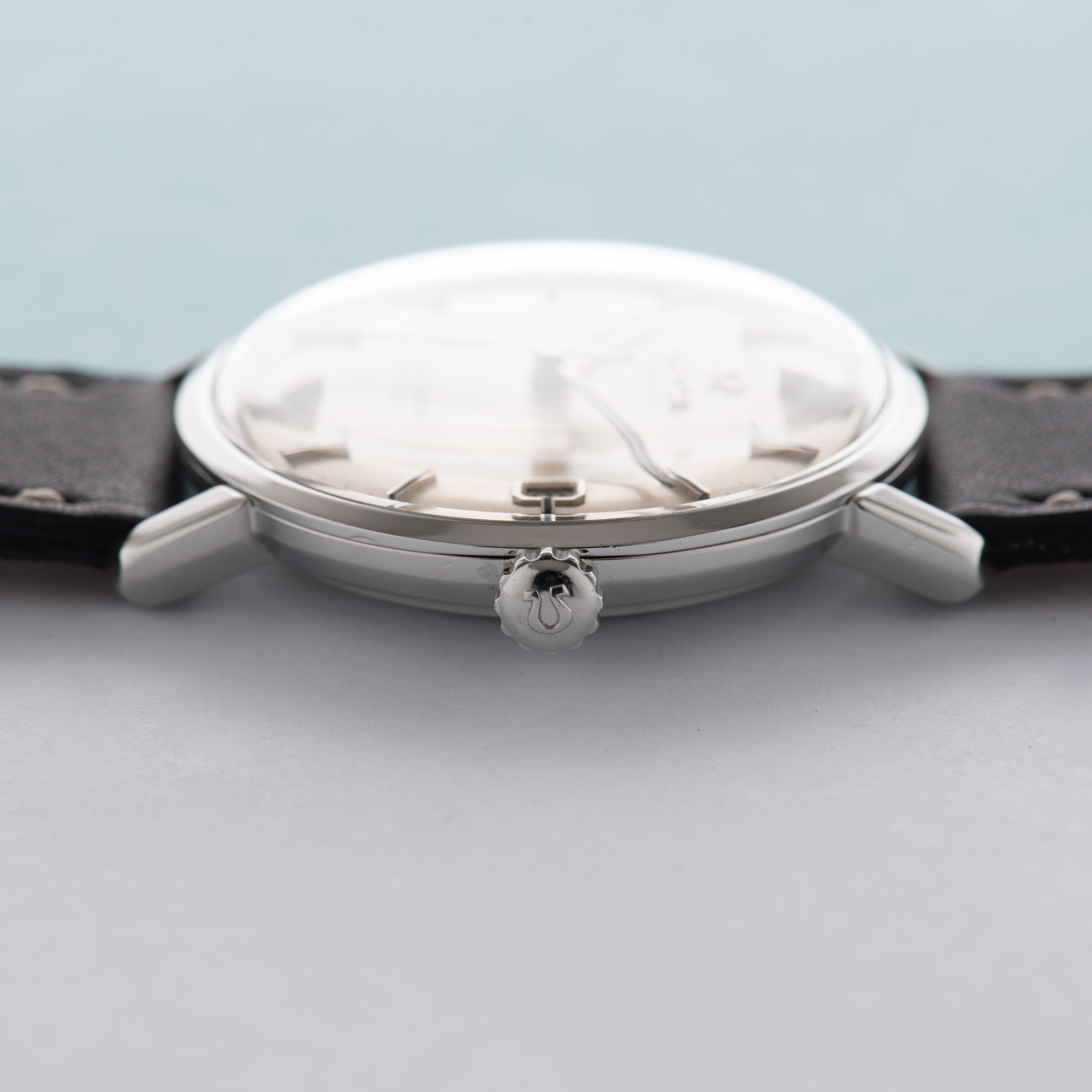 Vue de Omega Seamaster De Ville Automatic Date Réf 166.020 cal 562 from 1963