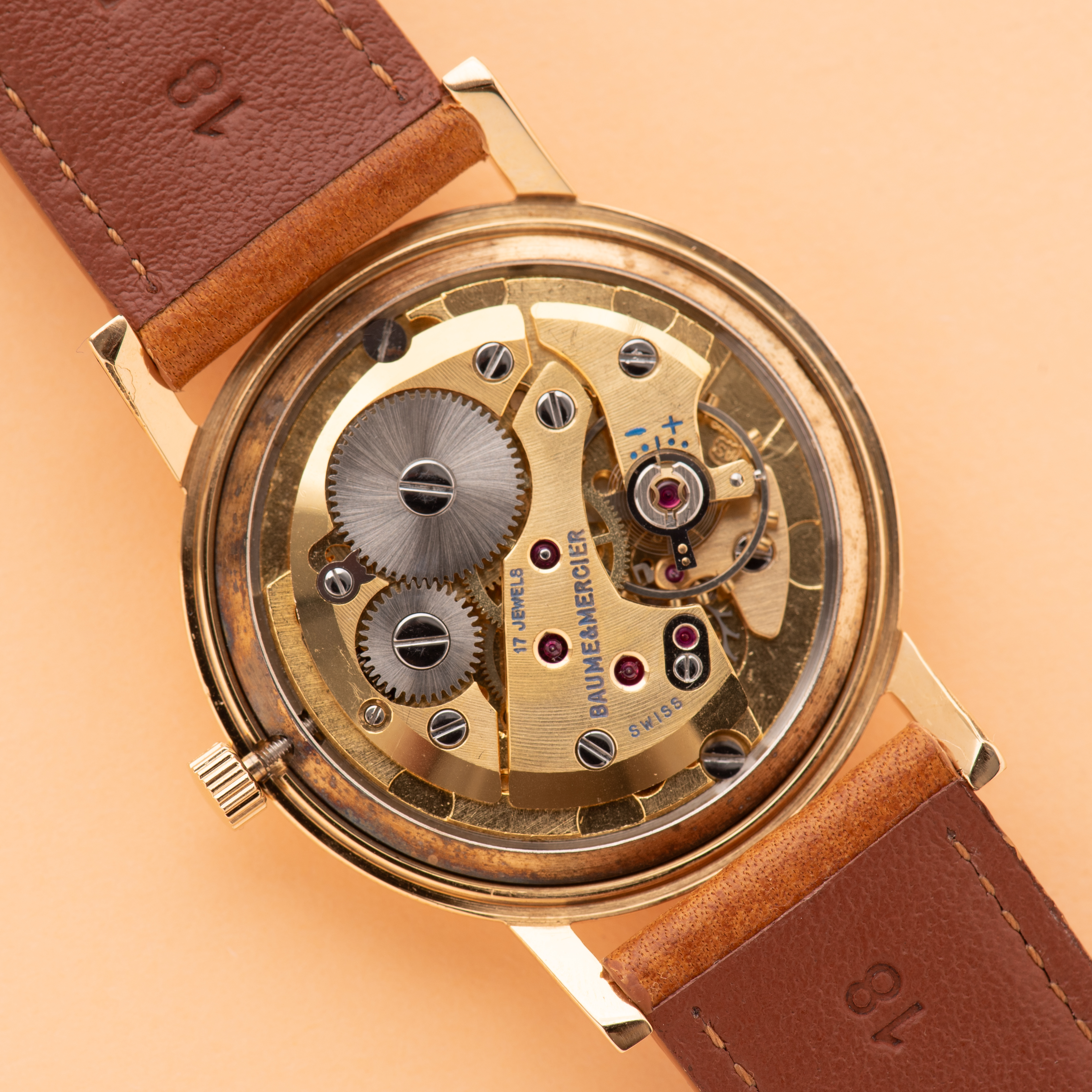 Zicht op Baume & Mercier Genève kruisdraad wijzerplaat mechanische ref 76929