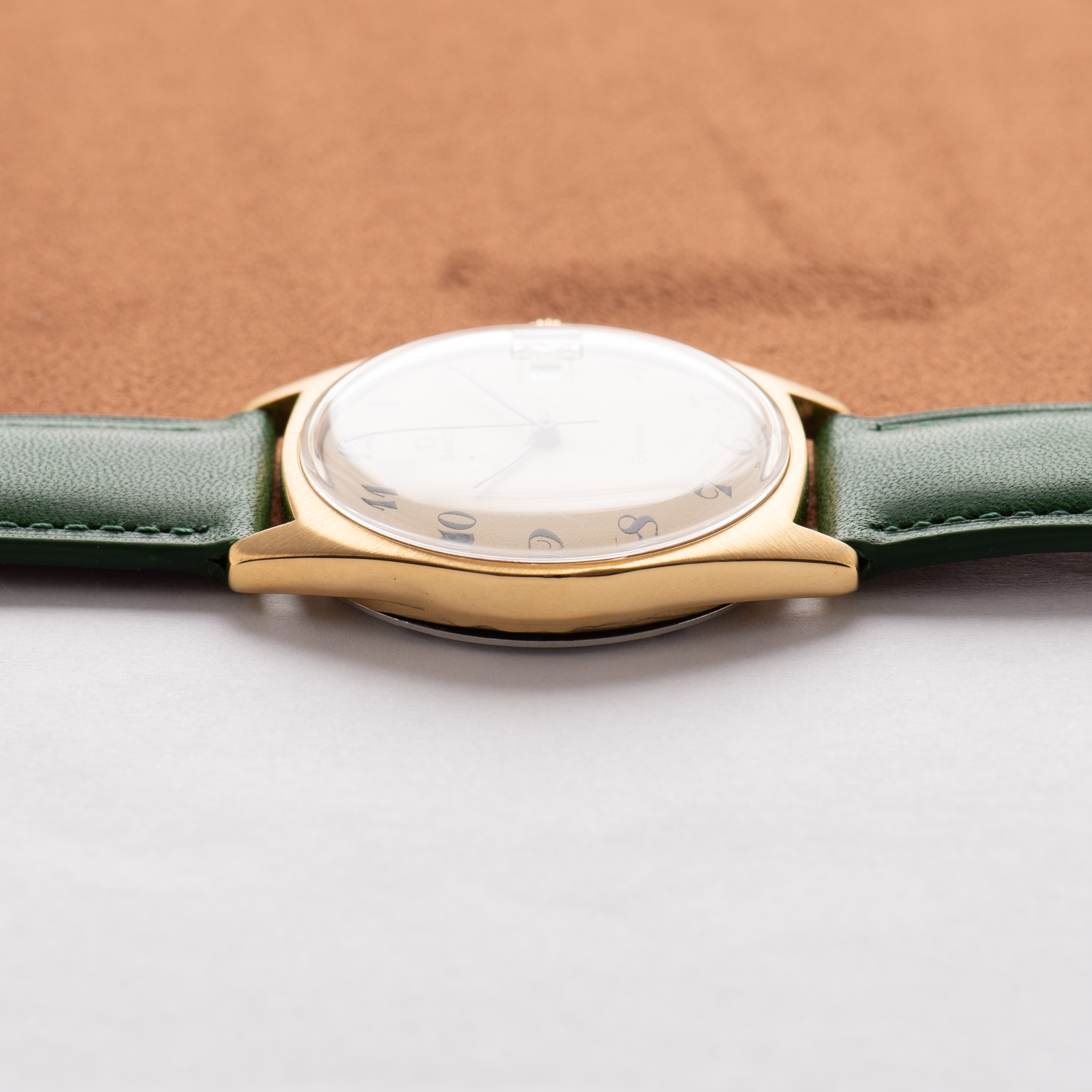 View of Omega Genève "Breguet Dial" Gold Plated – Calibre 613 – Réf. 136.041 – 1972