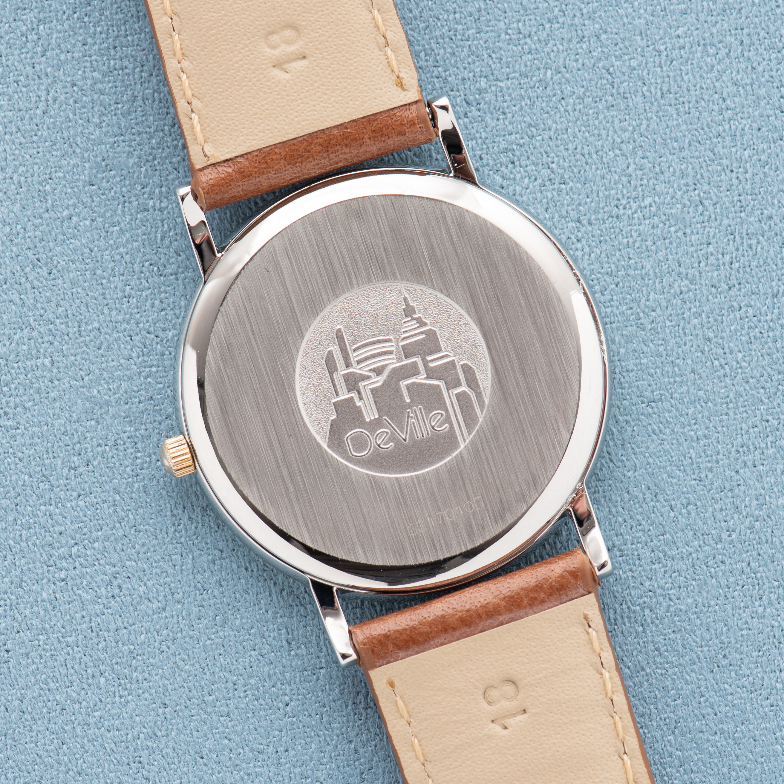 Zicht op Omega De Ville Quartz Gold Steel Blue Dial Ref 196.2430 vanaf 1990