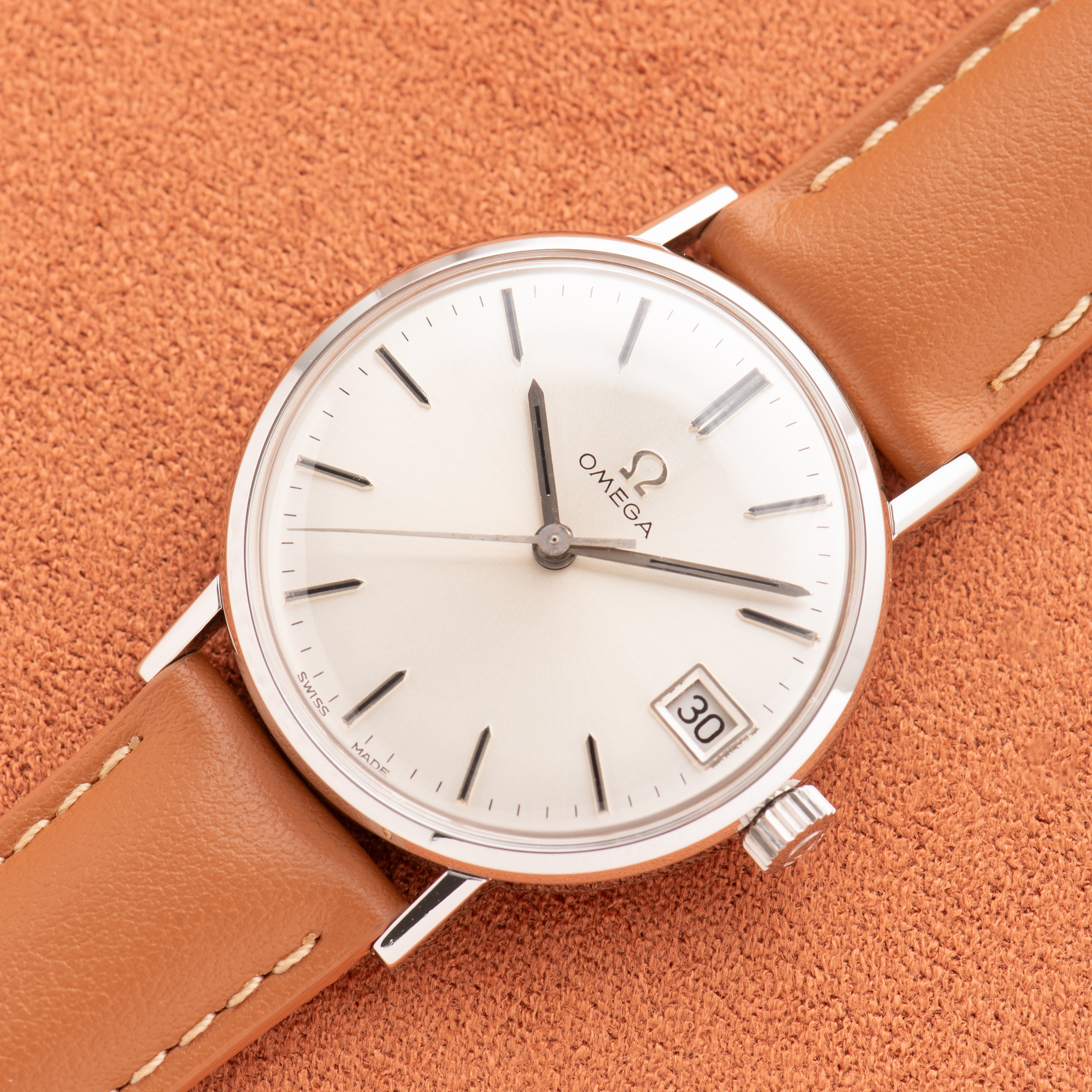 Zicht op Omega Dress Centre Seconds Cal 611 Réf 132.018 from 1965