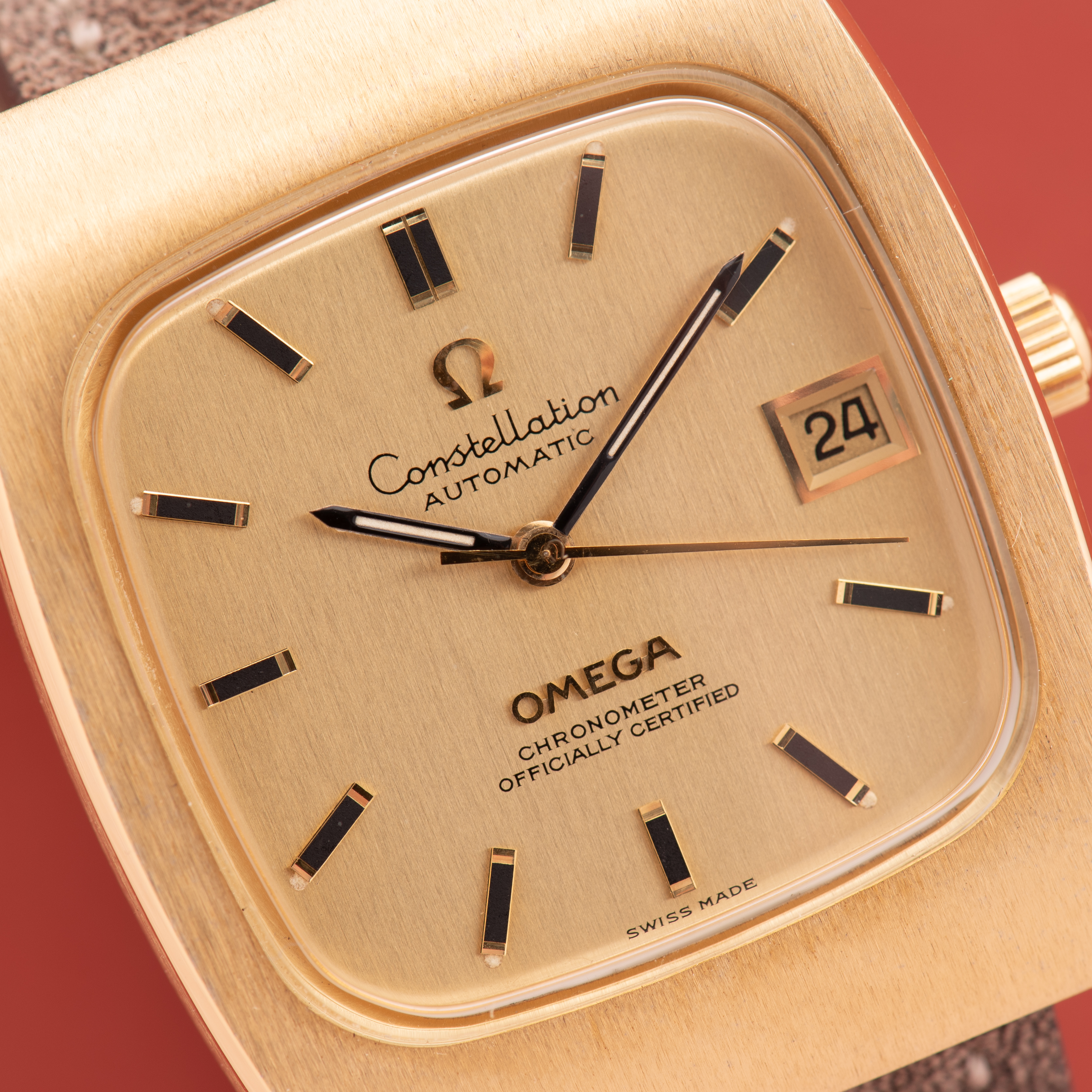 Vue de Omega Constellation Chronometer Tv Case from 1971 réf 166.058-168.044