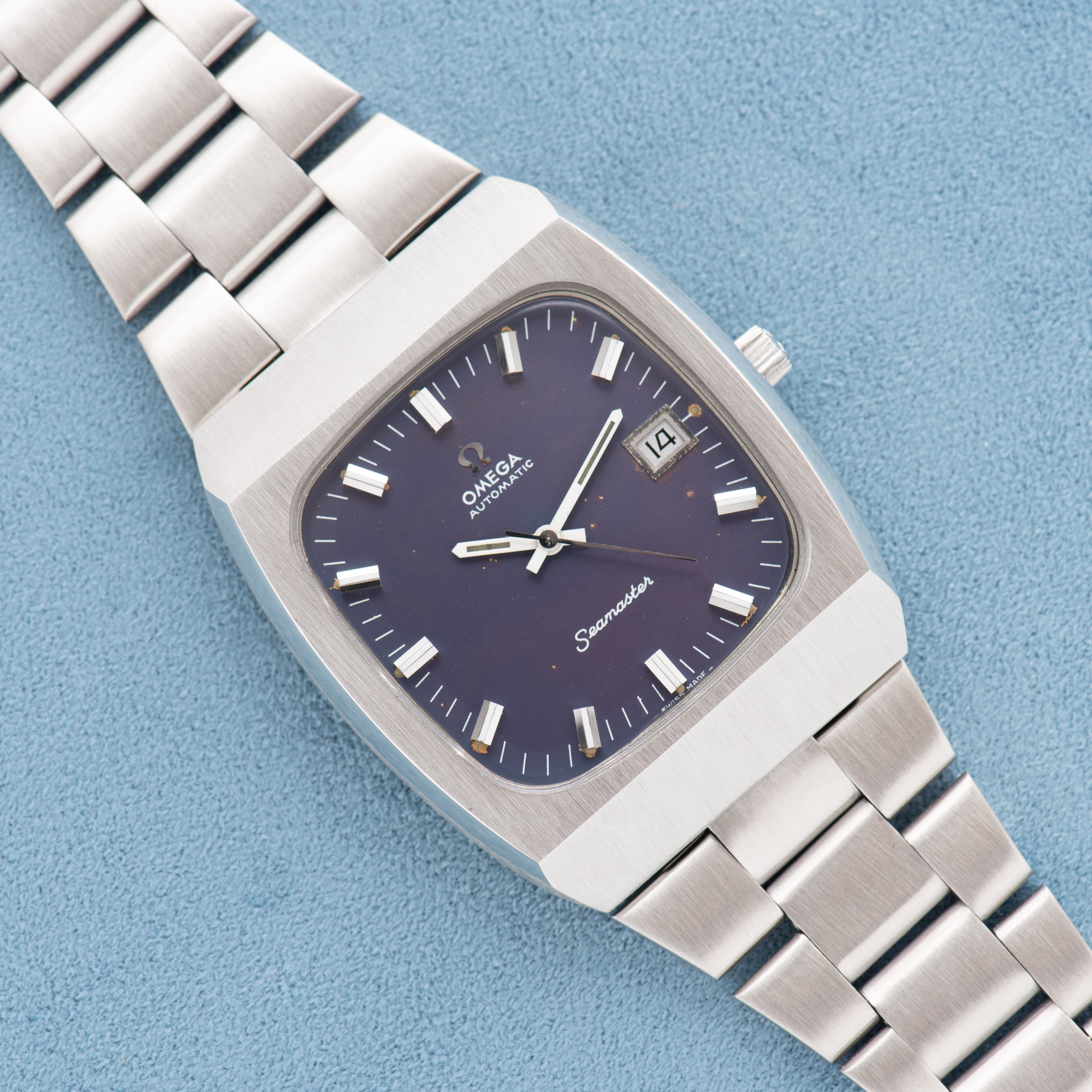 Vue de Omega Seamaster "Big Square" Blue Dial Réf 166.171 from 1973