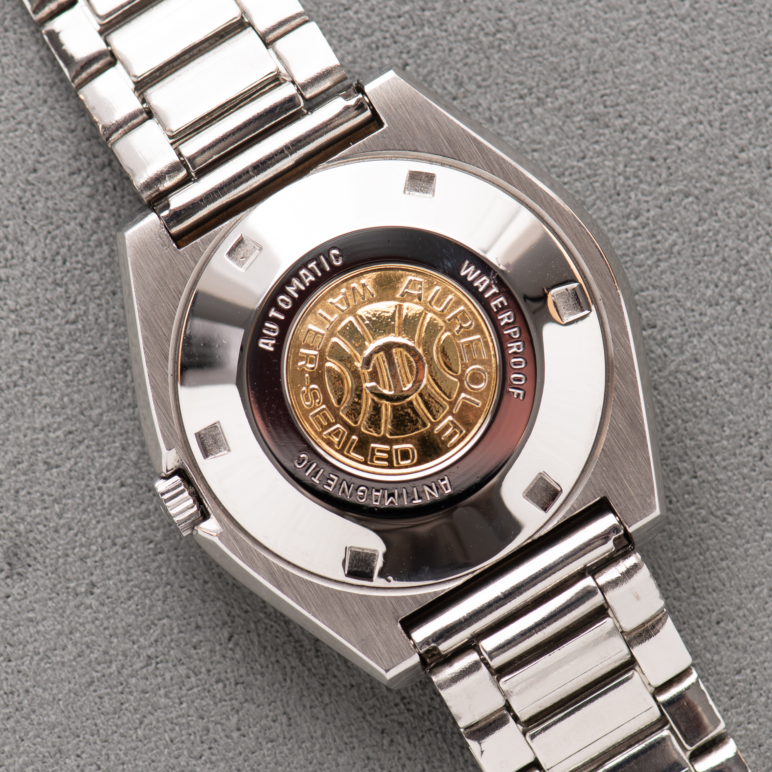 Zicht op Aureole 25Jewels Day-Date AS 2066 NEW OLD STOCK