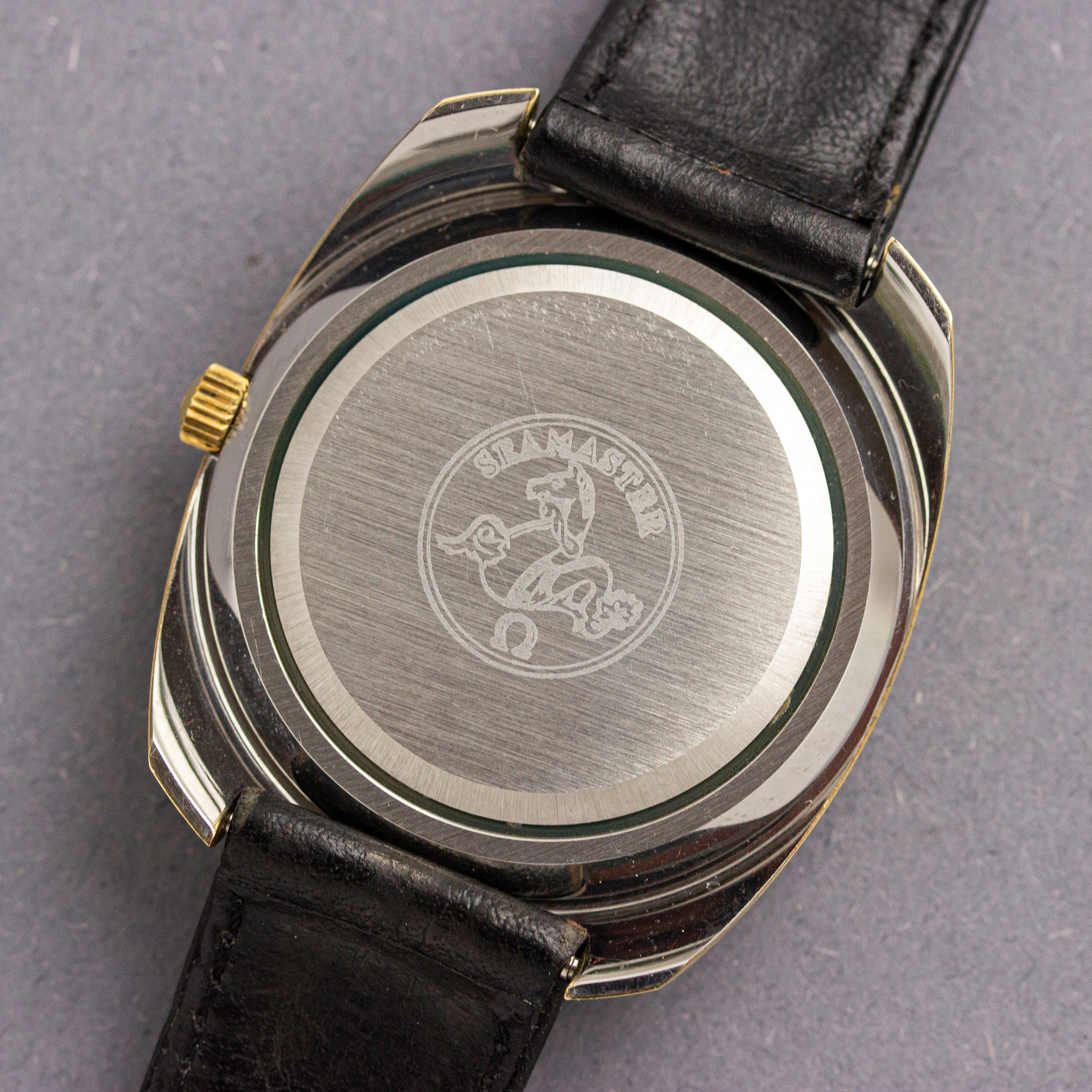 Zicht op Omega Automatic Seamaster Cosmic 2000 New Old Stock Réf 166.133