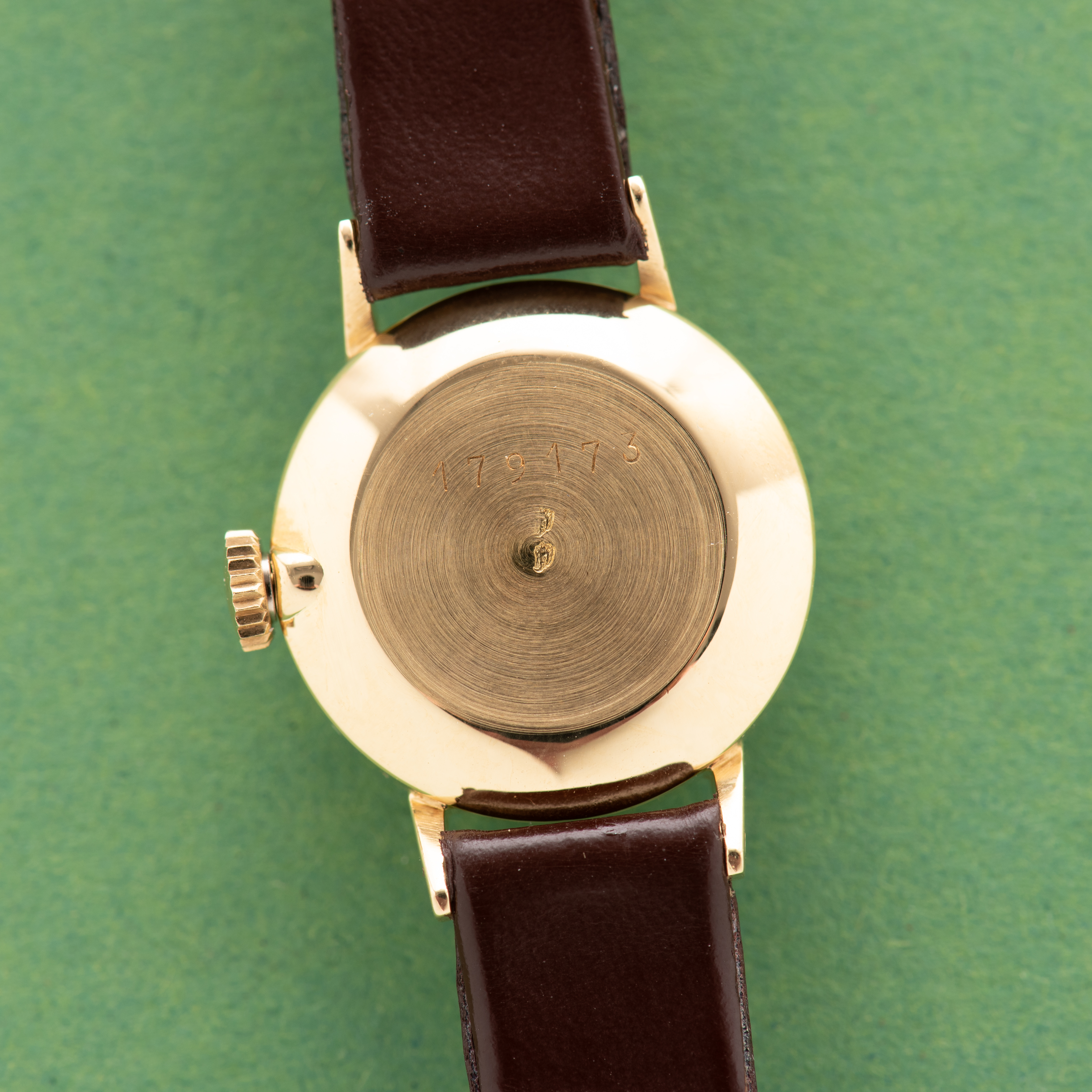 Zicht op Jaeger LeCoultre mécanique en or 18k réf 179173