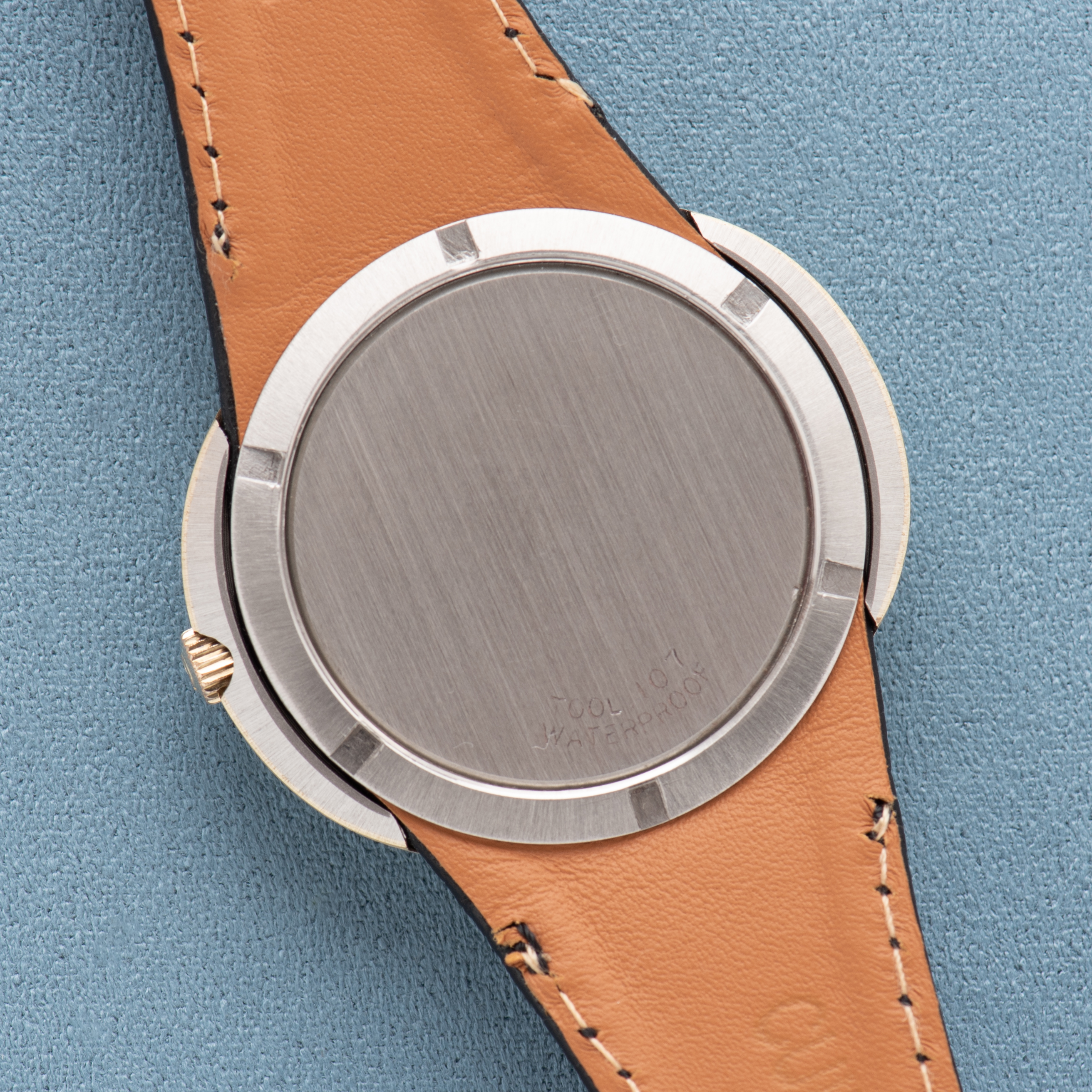 Zicht op Omega Genève Dynamic Automatic Day-Date Gold Capped from 1969 Réf 166.039 NOS