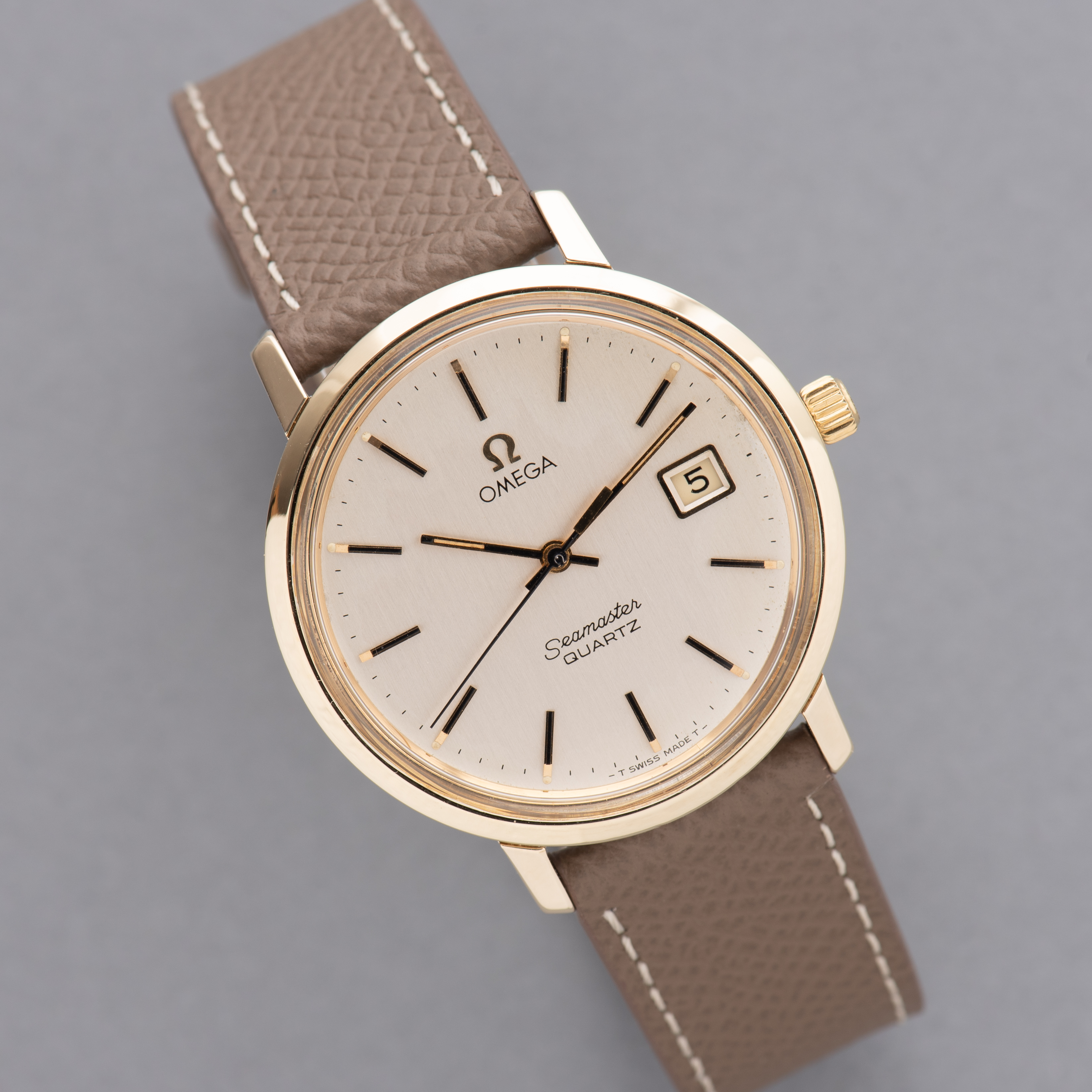 View of Omega Seamaster Quartz réf 196.4008 gold capped/steel from 1979