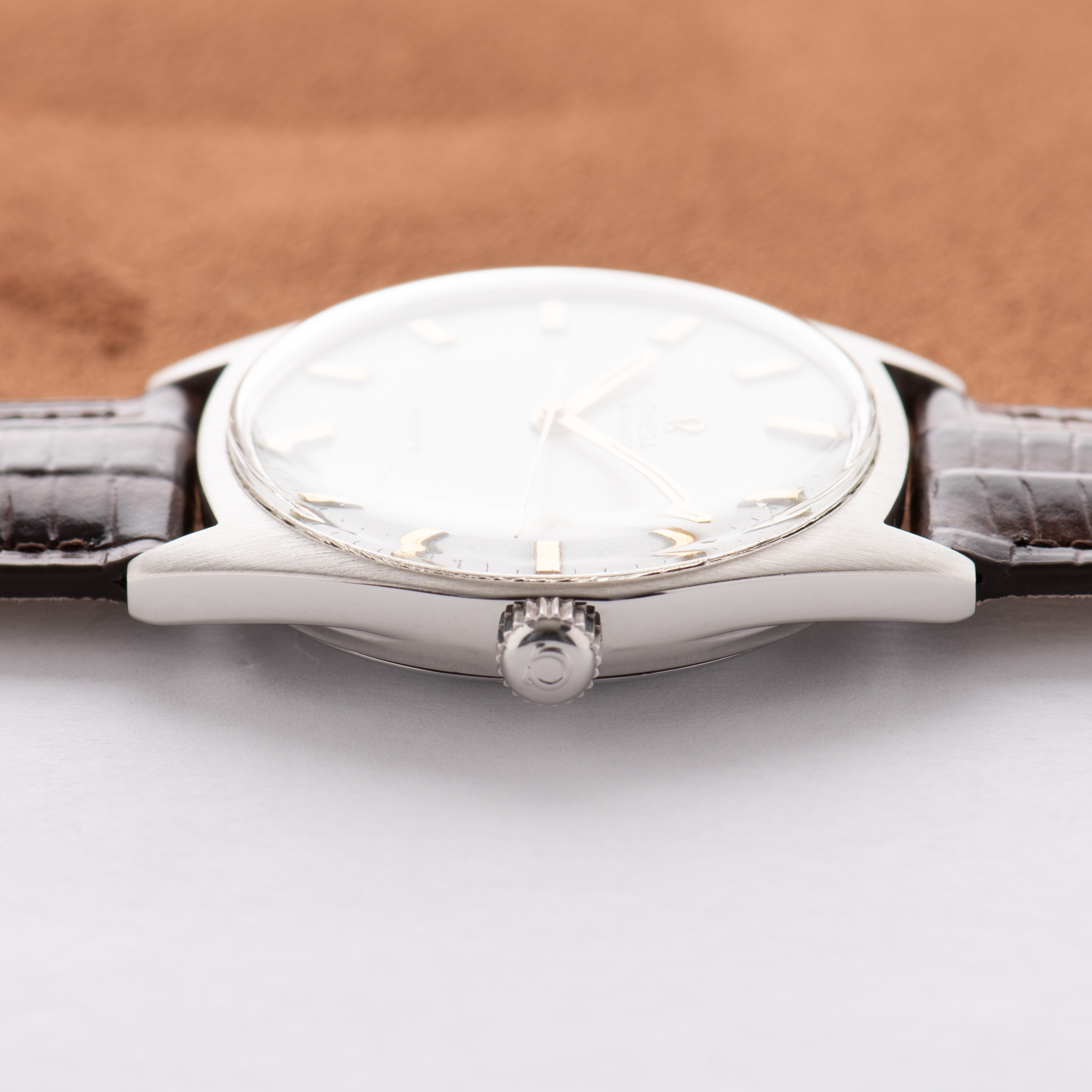 View of Omega Automatic Genève Redial white/creme Ref 166.041 cal 552 from 1968